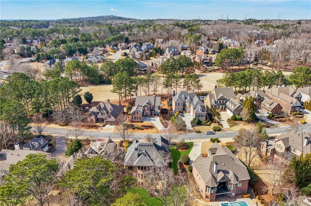 1416 Falkirk Lane NW