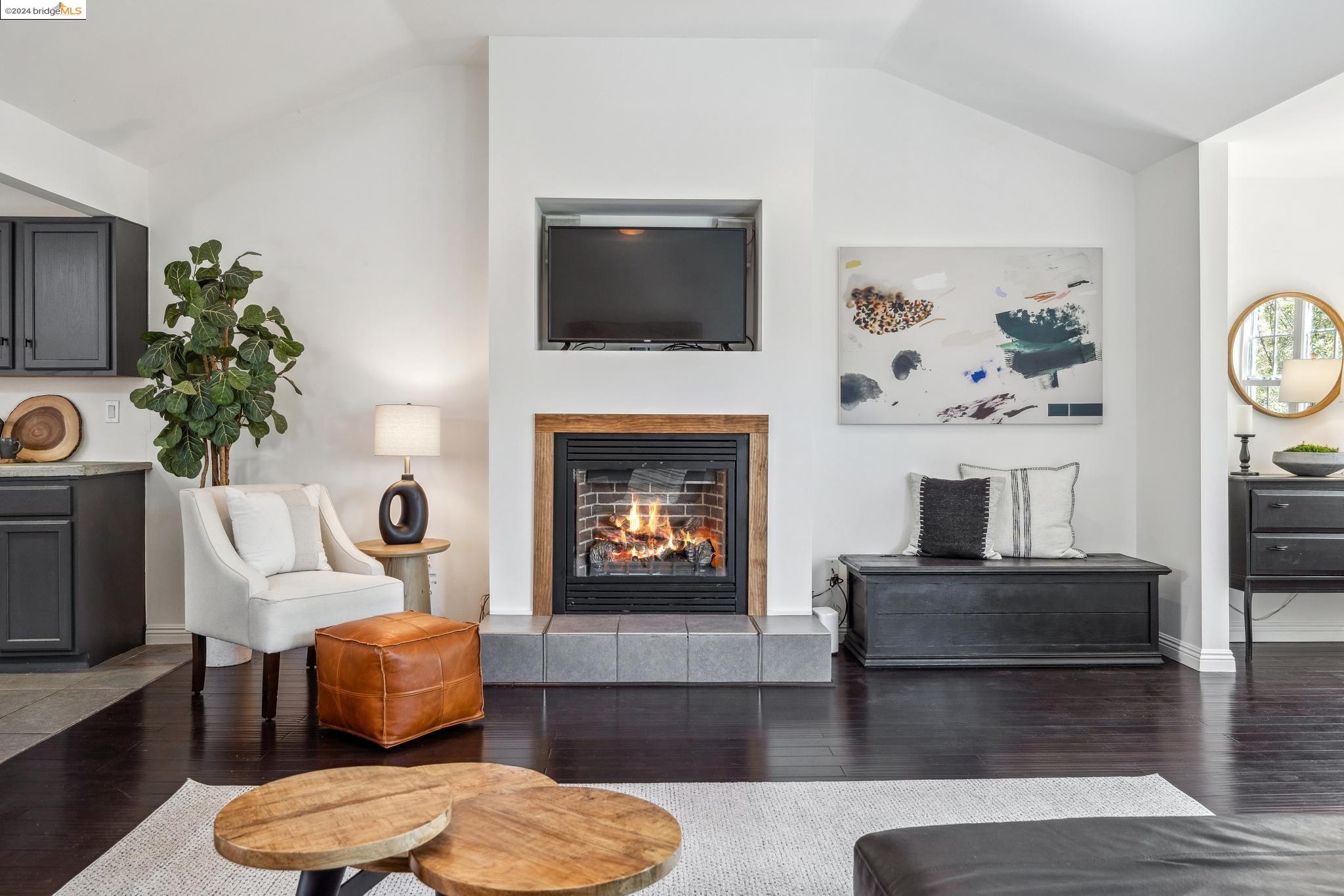 4163 Rifle Ln