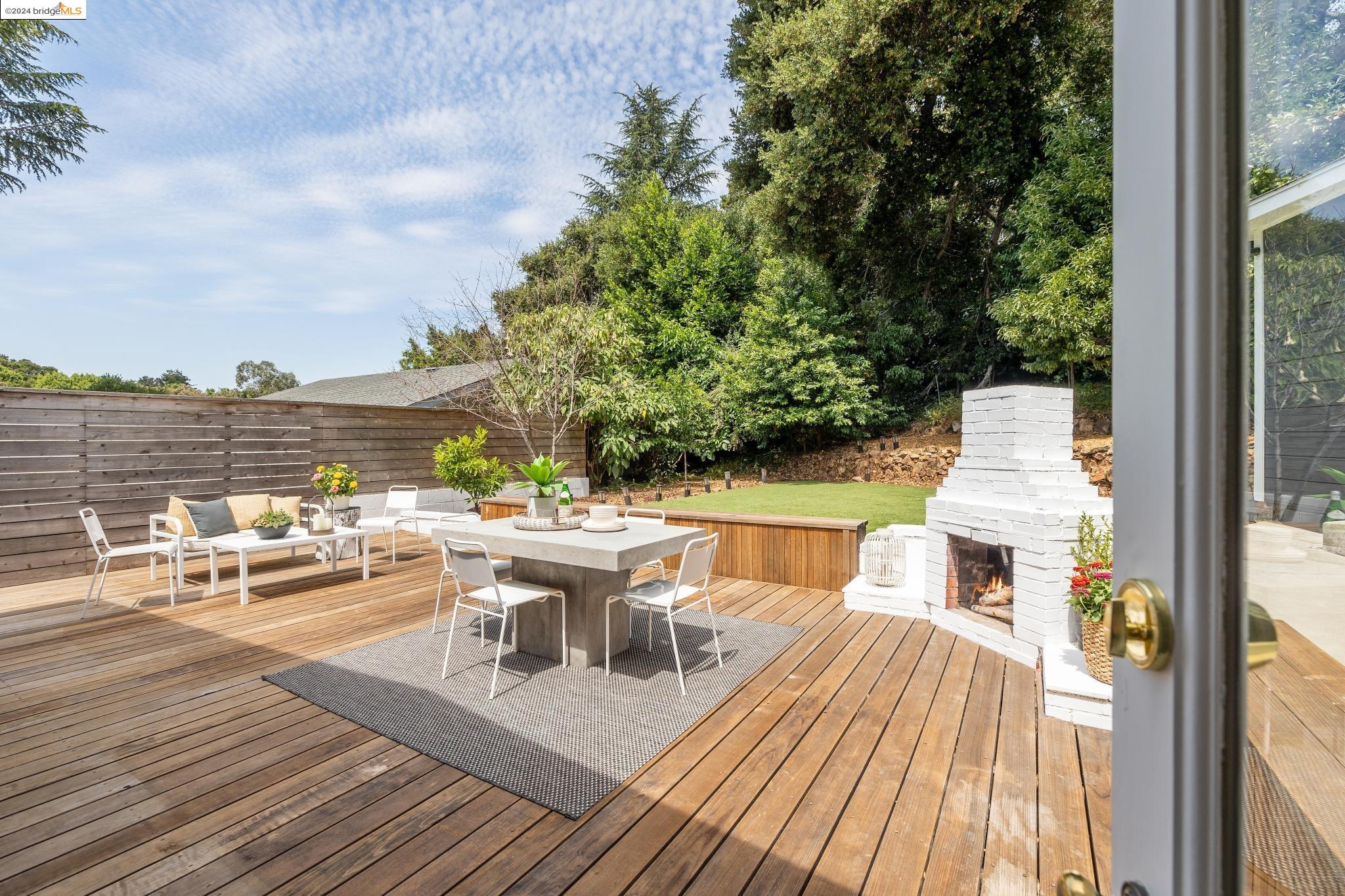 4163 Rifle Ln