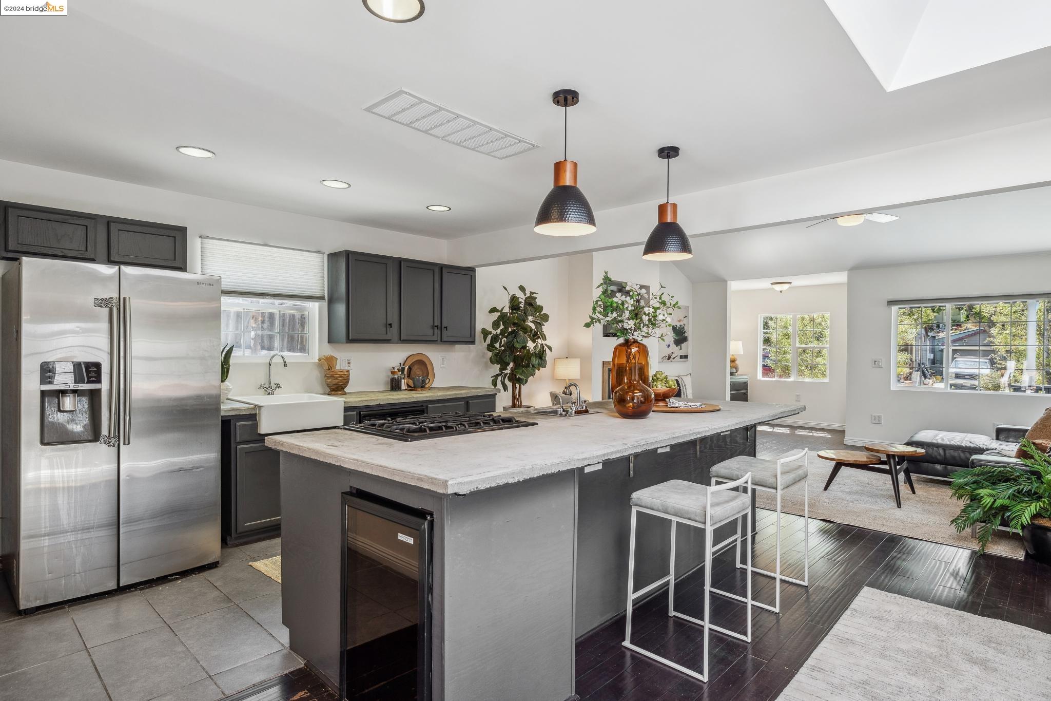 4163 Rifle Ln