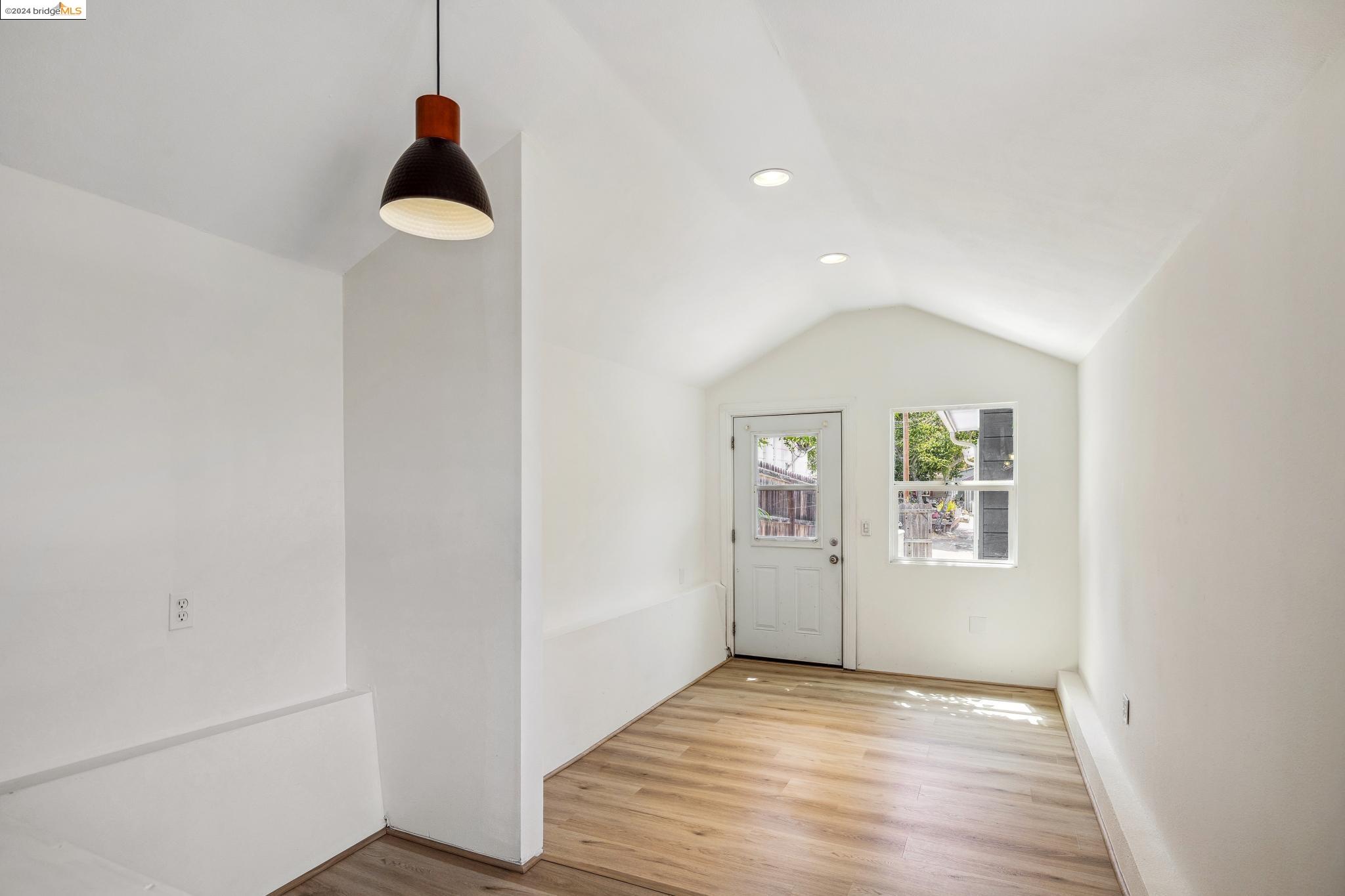 4163 Rifle Ln