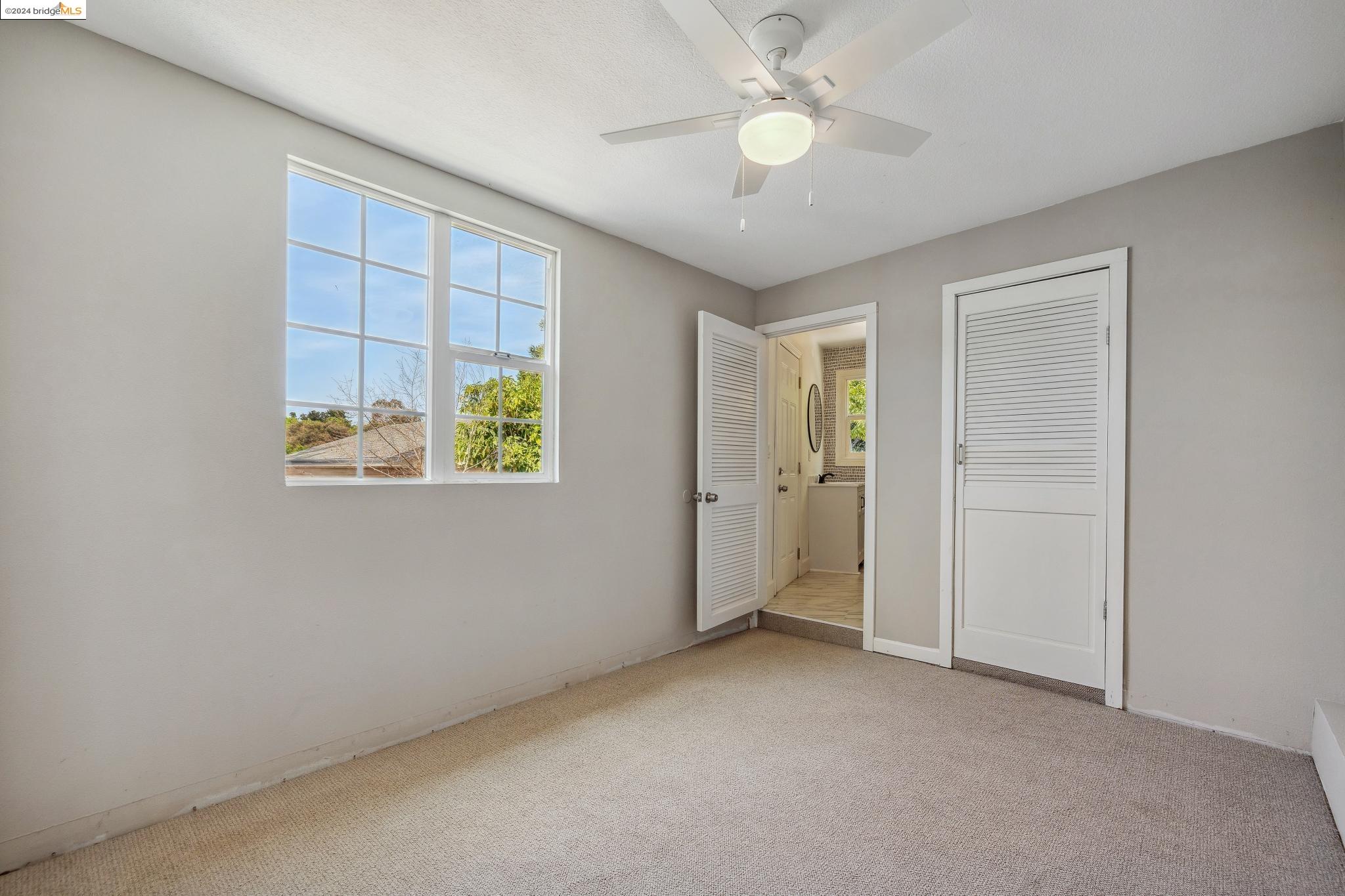 4163 Rifle Ln