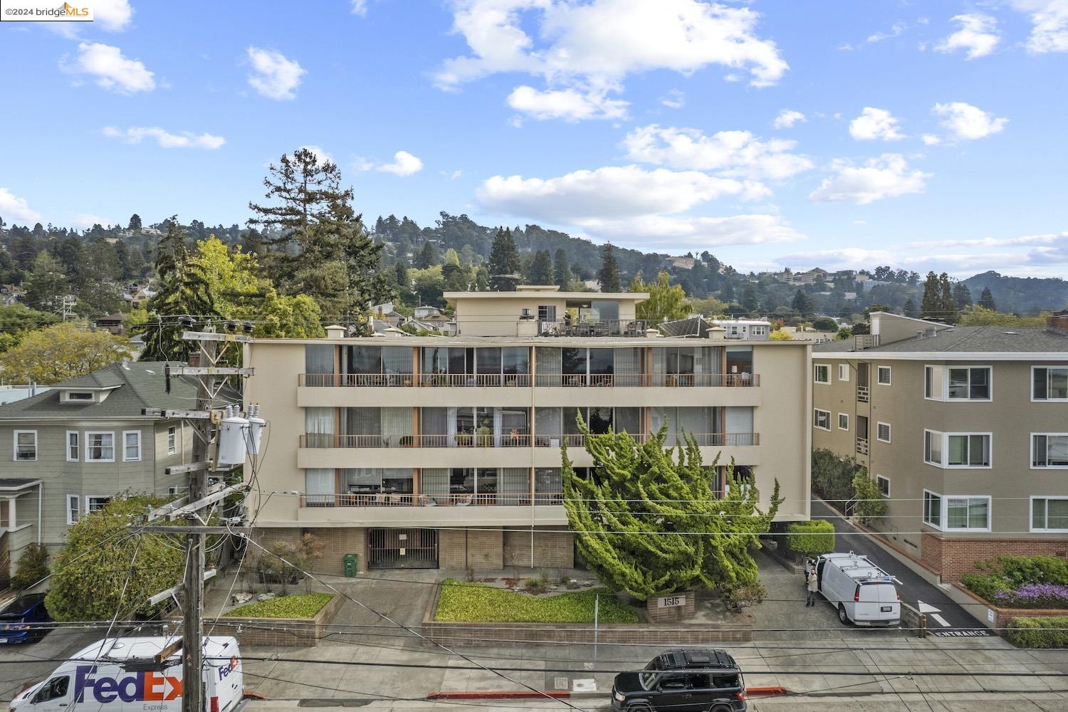 1515 Oxford Street # 3A