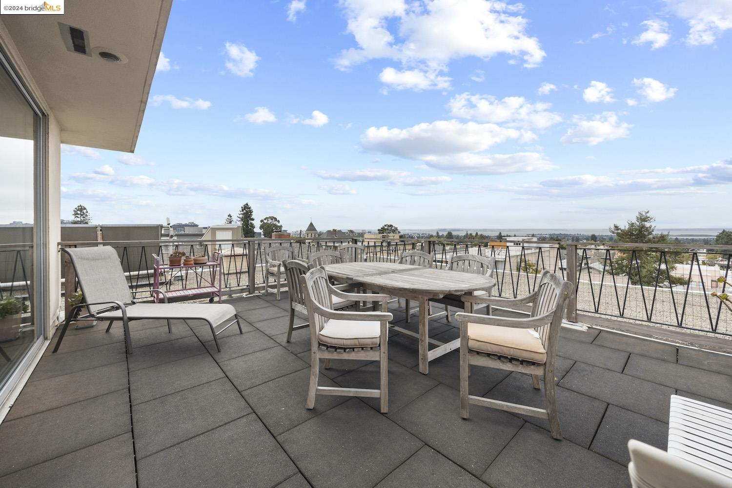 1515 Oxford Street # 3A