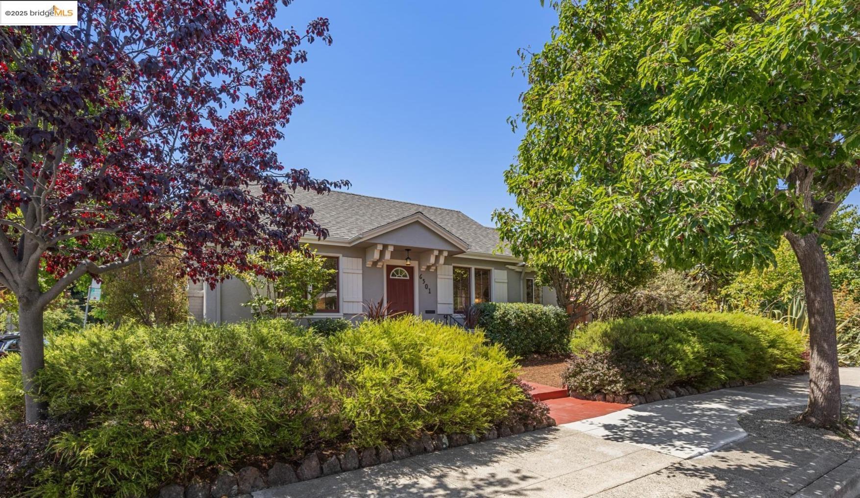 6501 Tremont