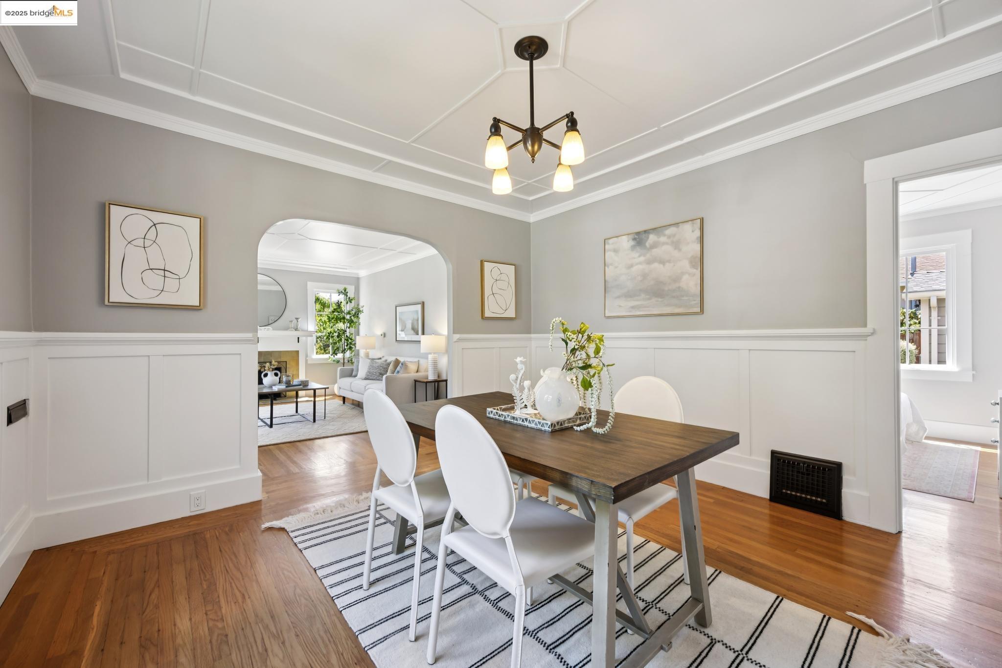 6501 Tremont
