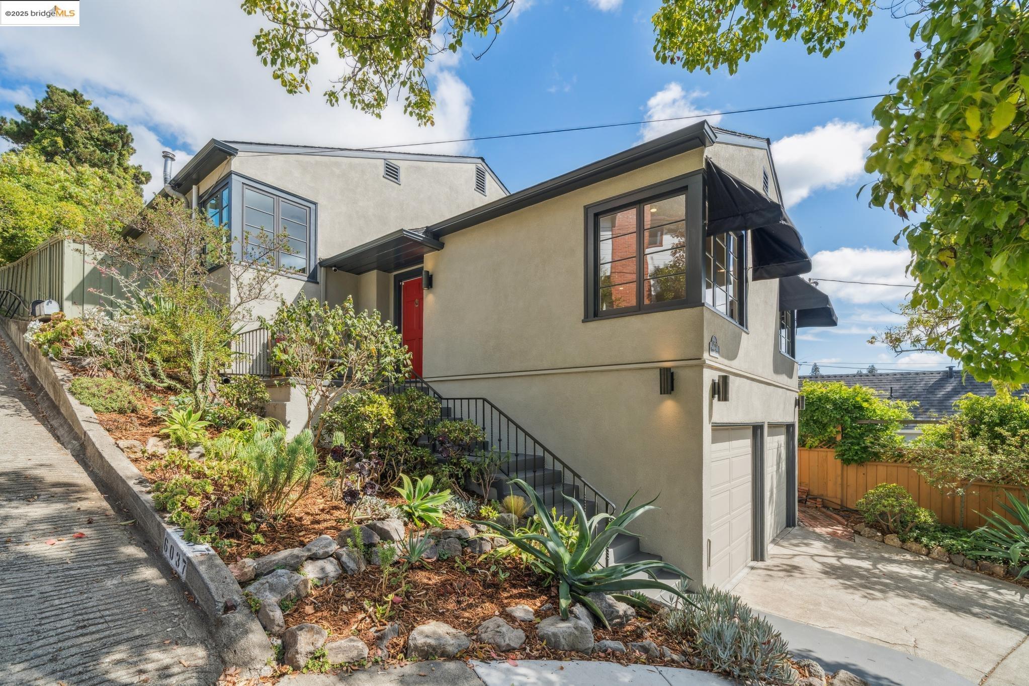 5968 Chabot Crest