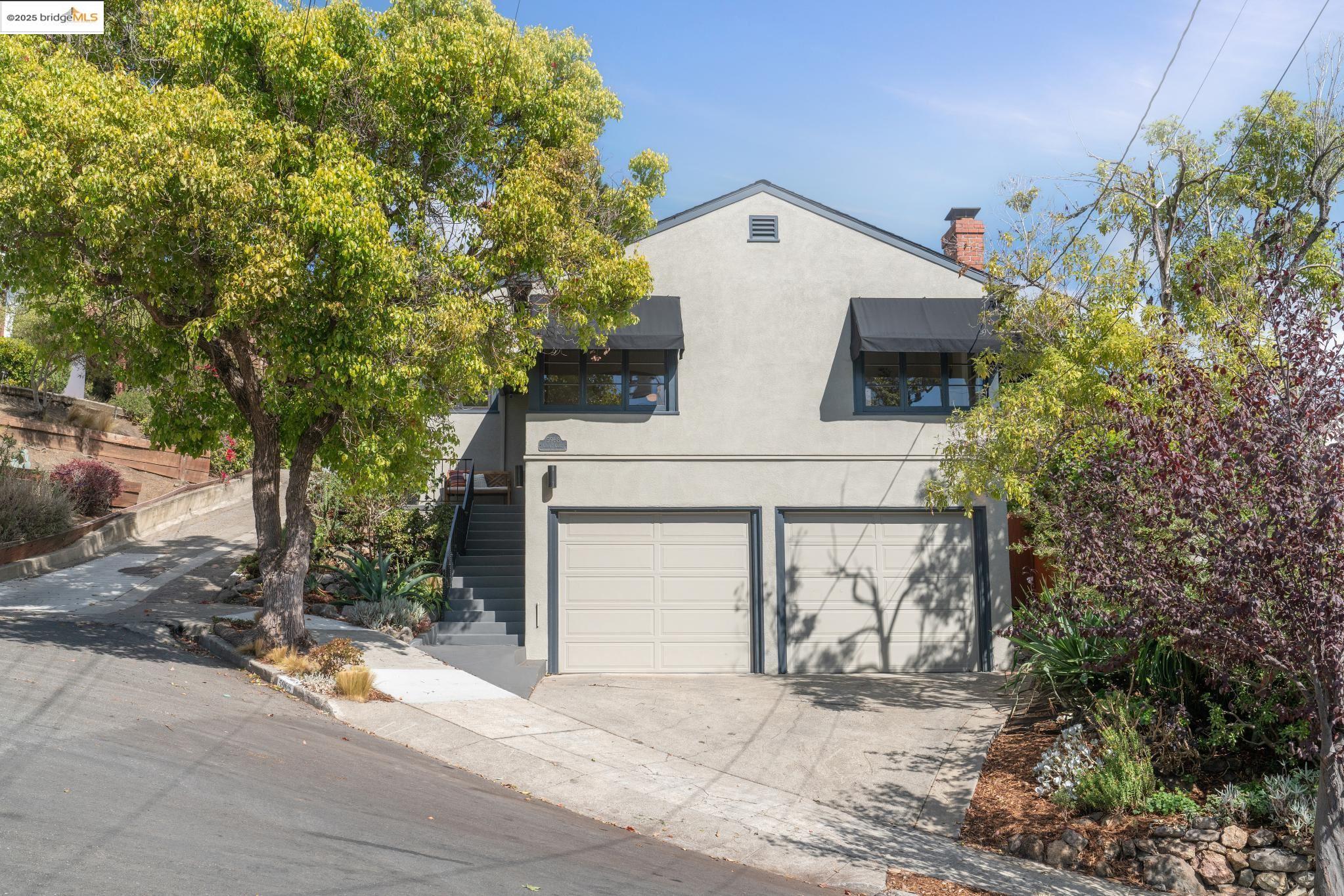 5968 Chabot Crest