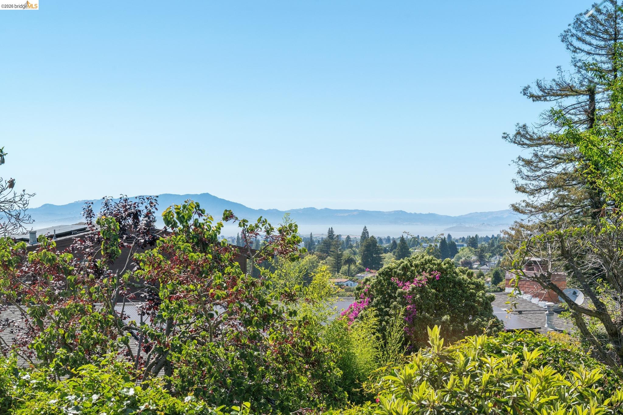 6080 Ocean View Drive