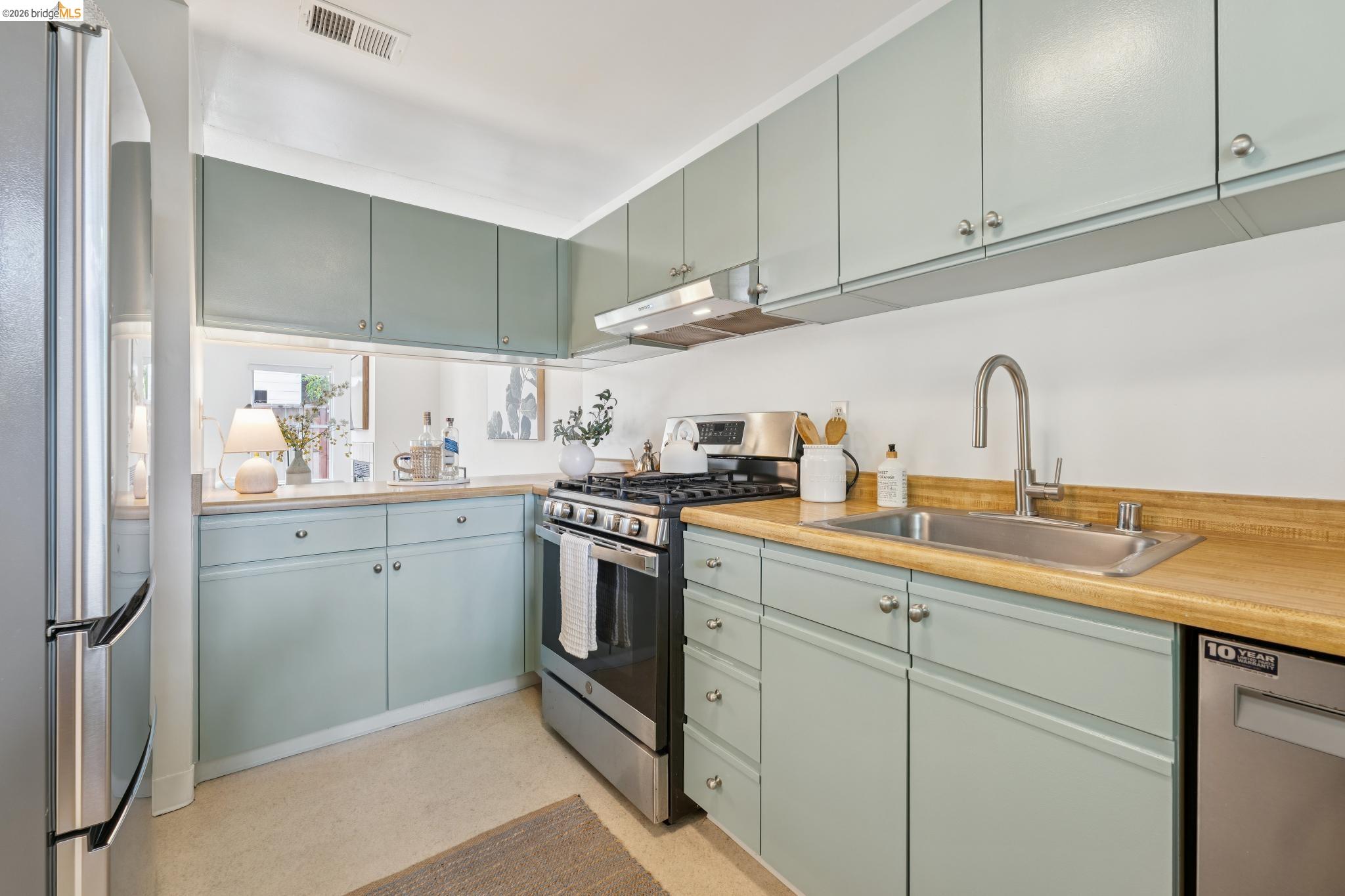 1806 Dwight Way Unit Unit: Address is Unit