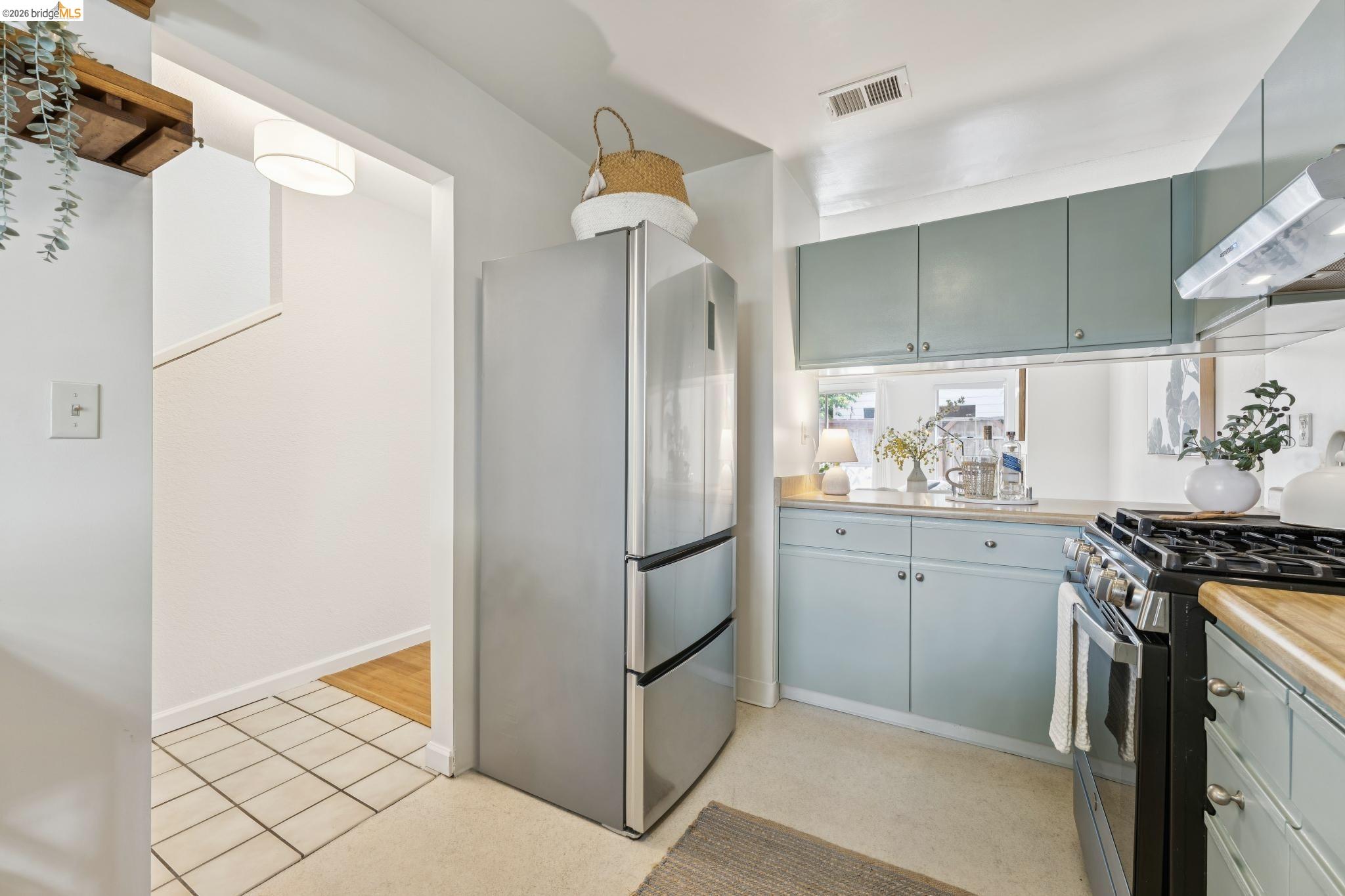 1806 Dwight Way Unit Unit: Address is Unit