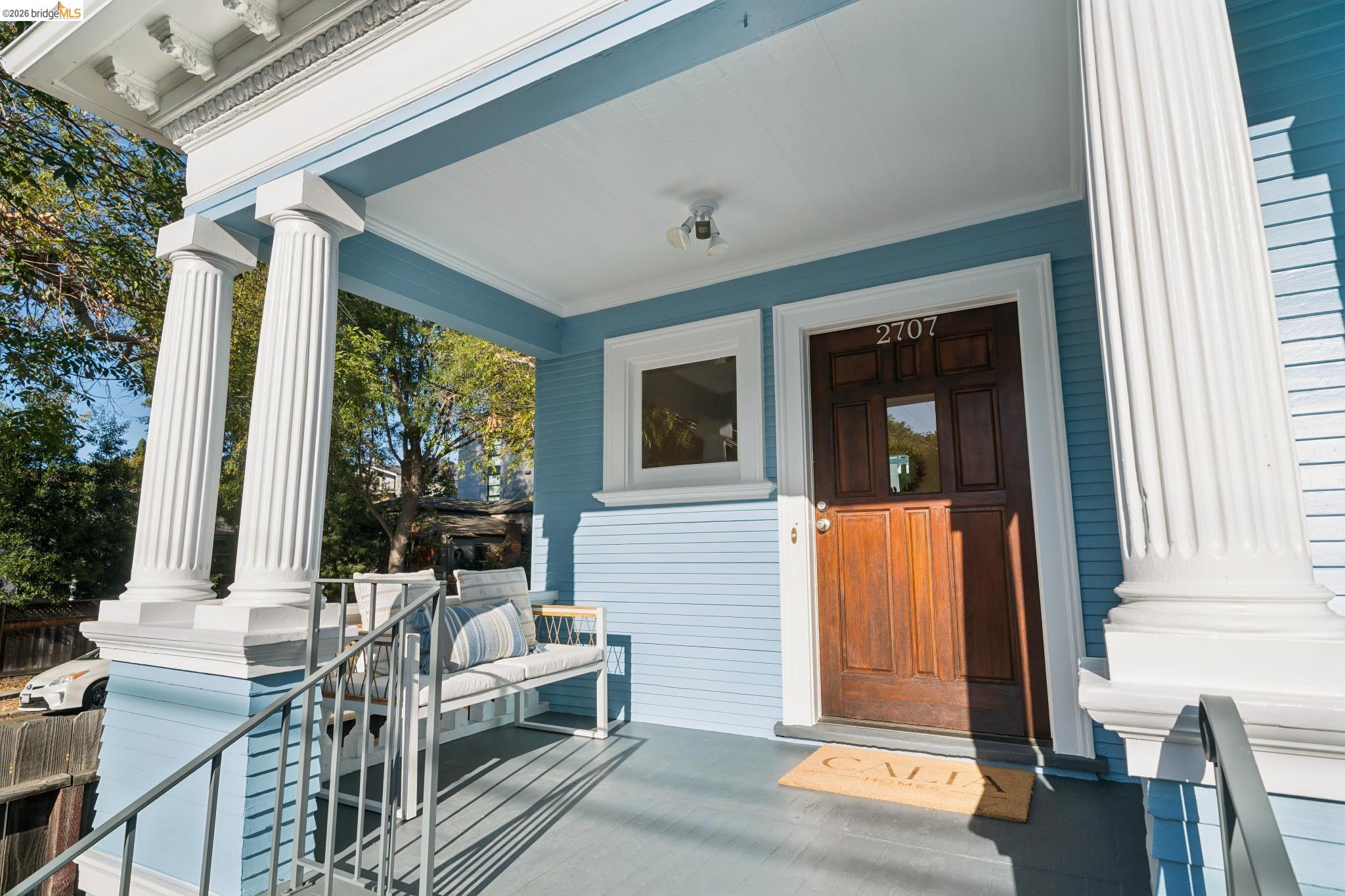 2707 Dana St
