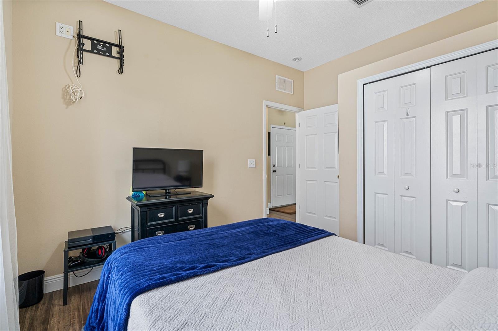 11319 VILLAGE BROOK DR