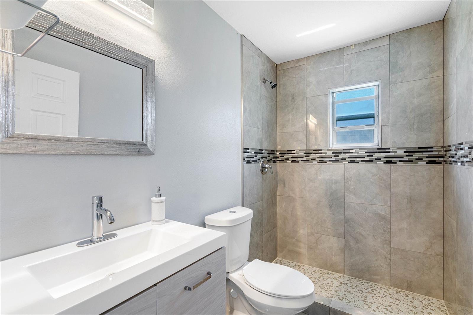 3548 GALLOWAY OAKS CT