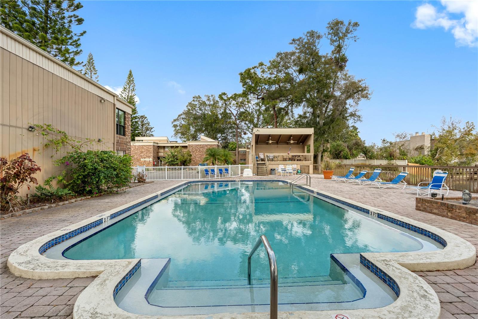 10455 CARROLLBROOK CT #213