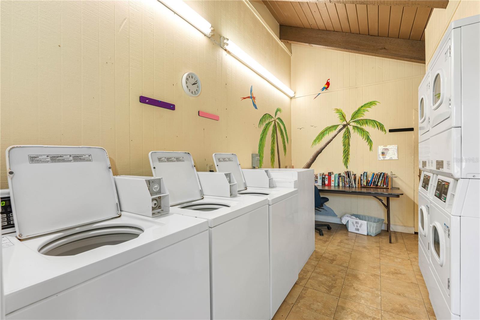 10455 CARROLLBROOK CT #213