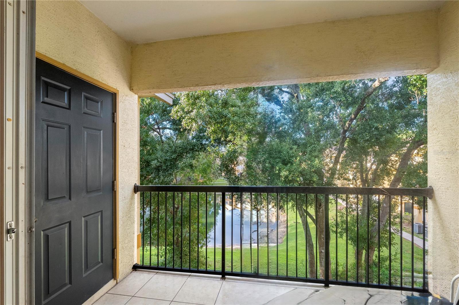 5608 PINNACLE HEIGHTS CIR #303