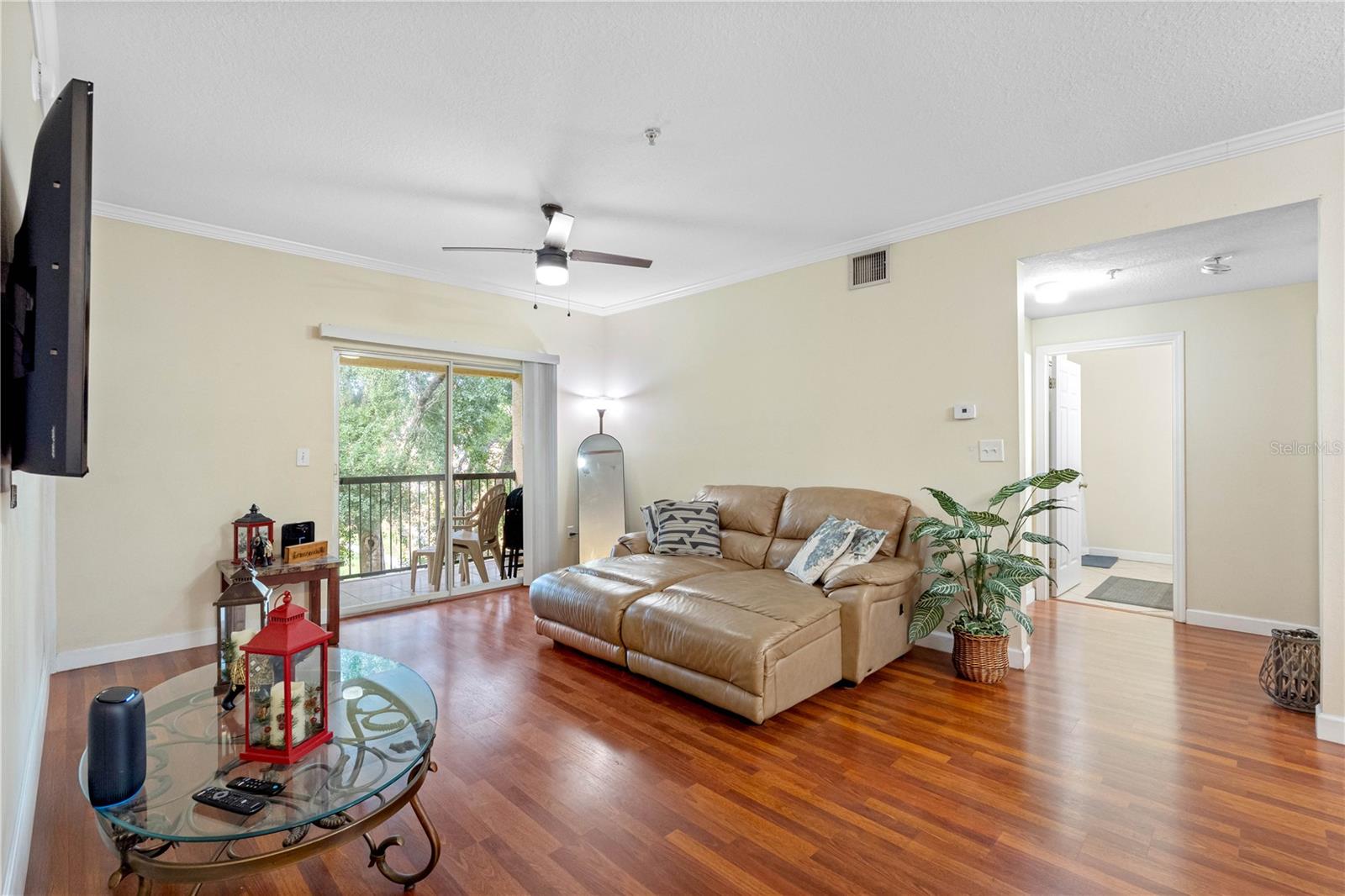 5608 PINNACLE HEIGHTS CIR #303