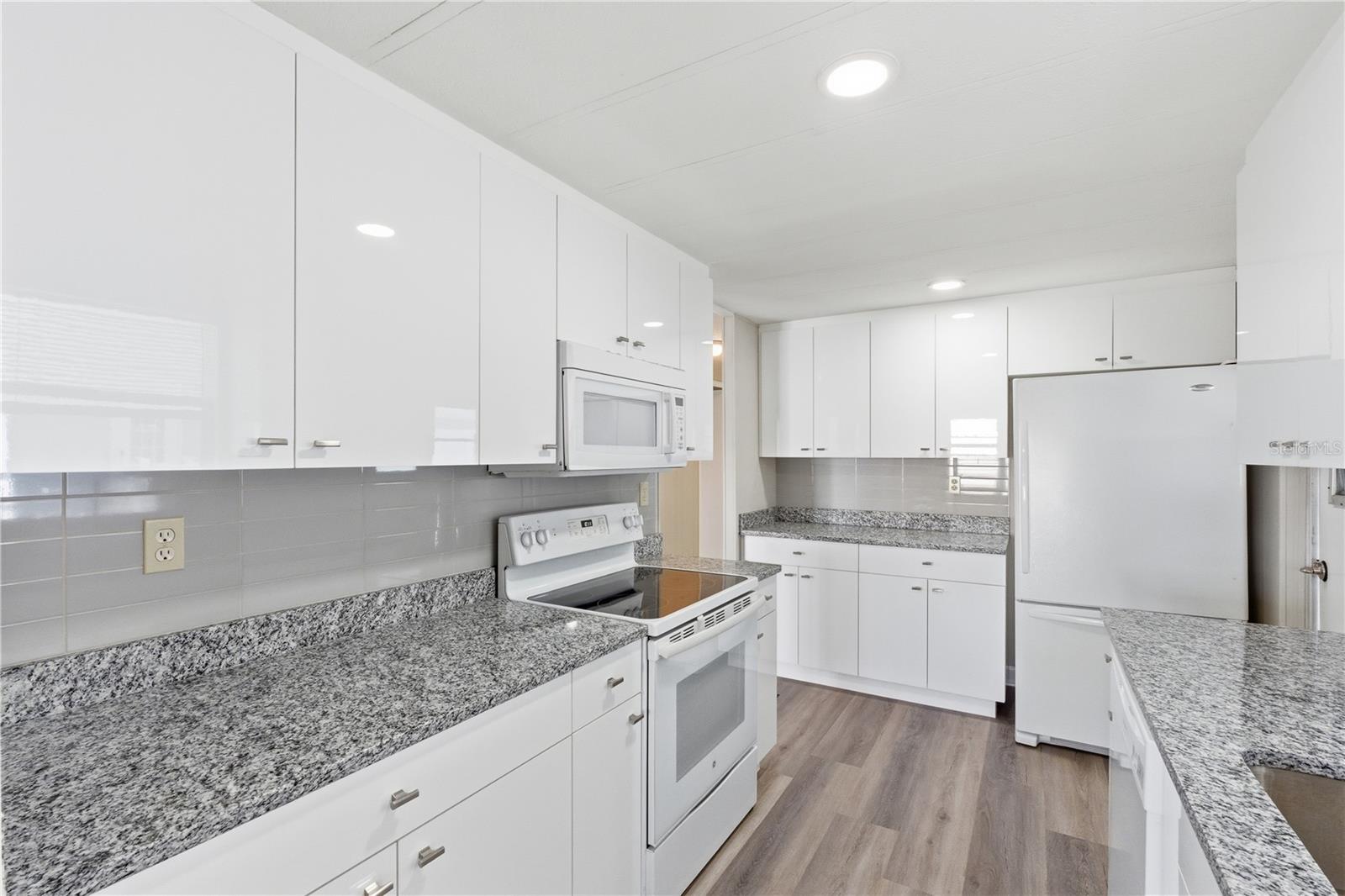 29250 US HIGHWAY 19 N #578