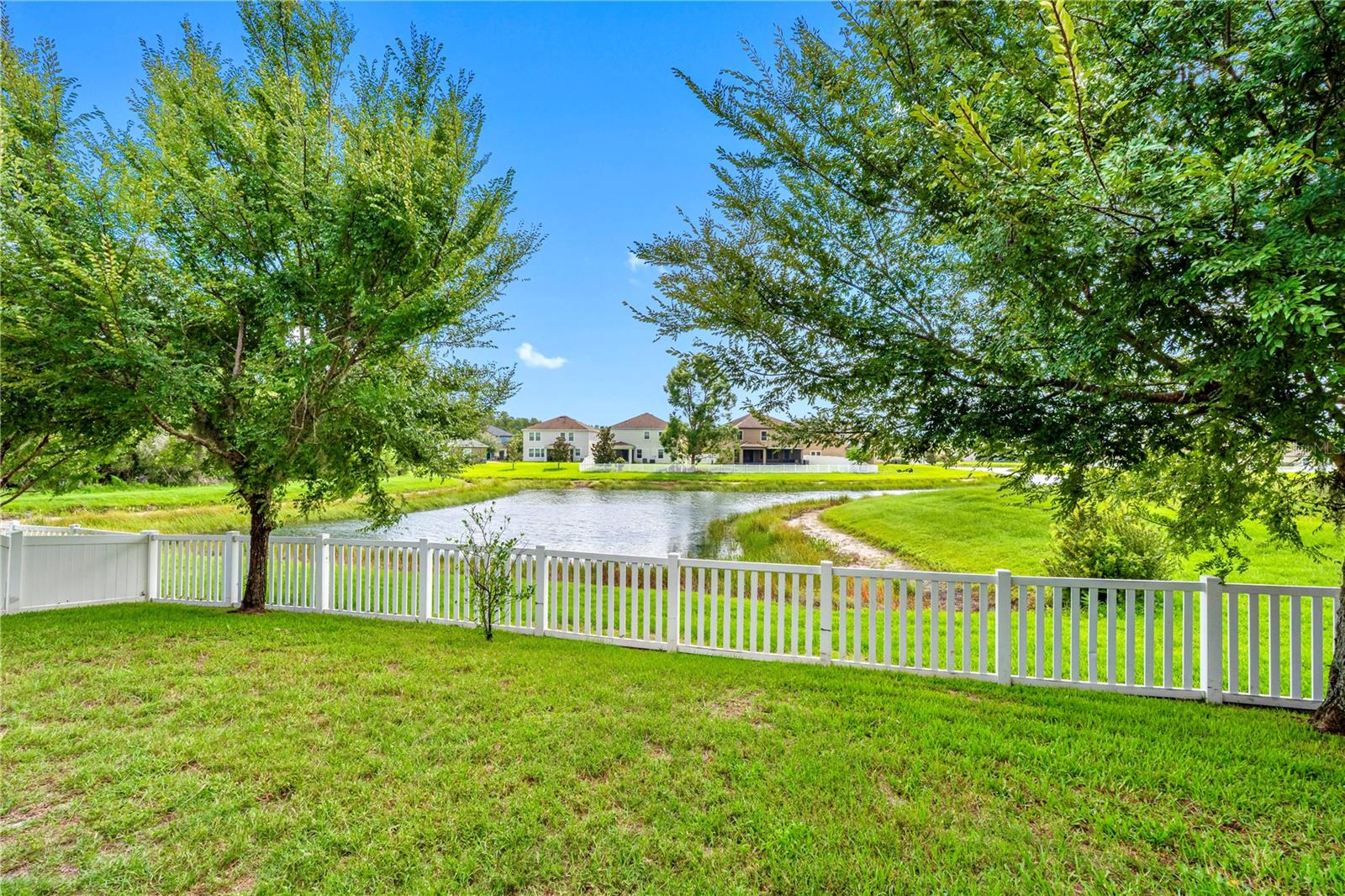 19343 PADDOCK VIEW DR