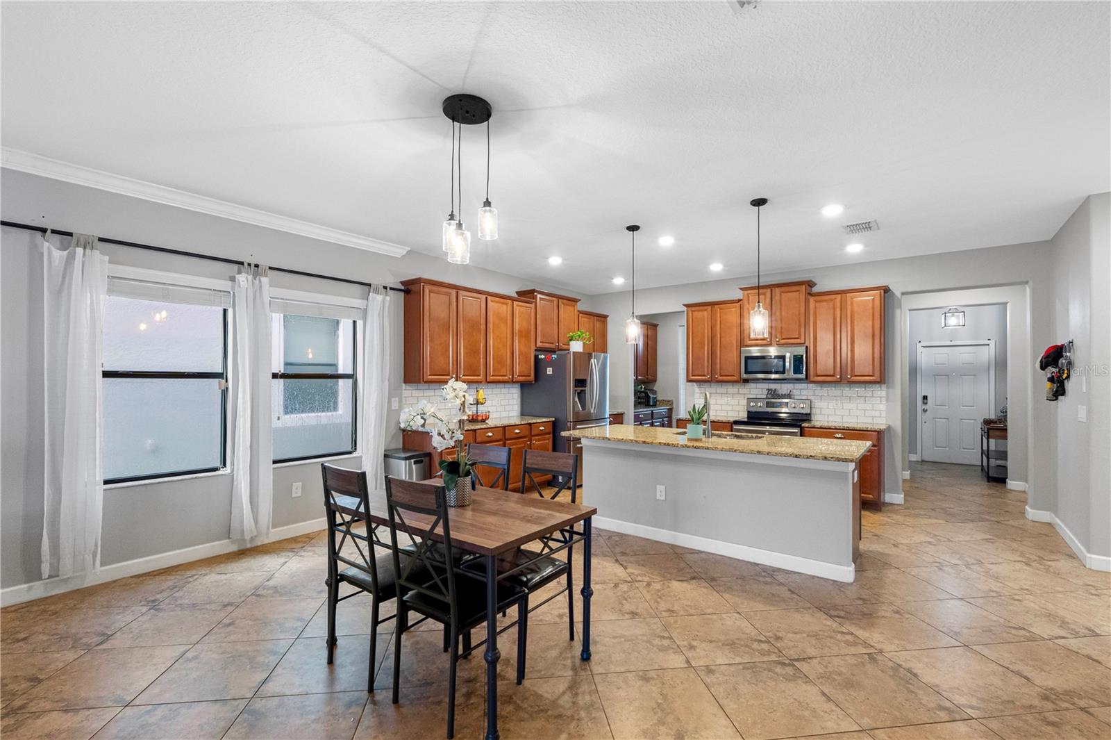 19343 PADDOCK VIEW DR