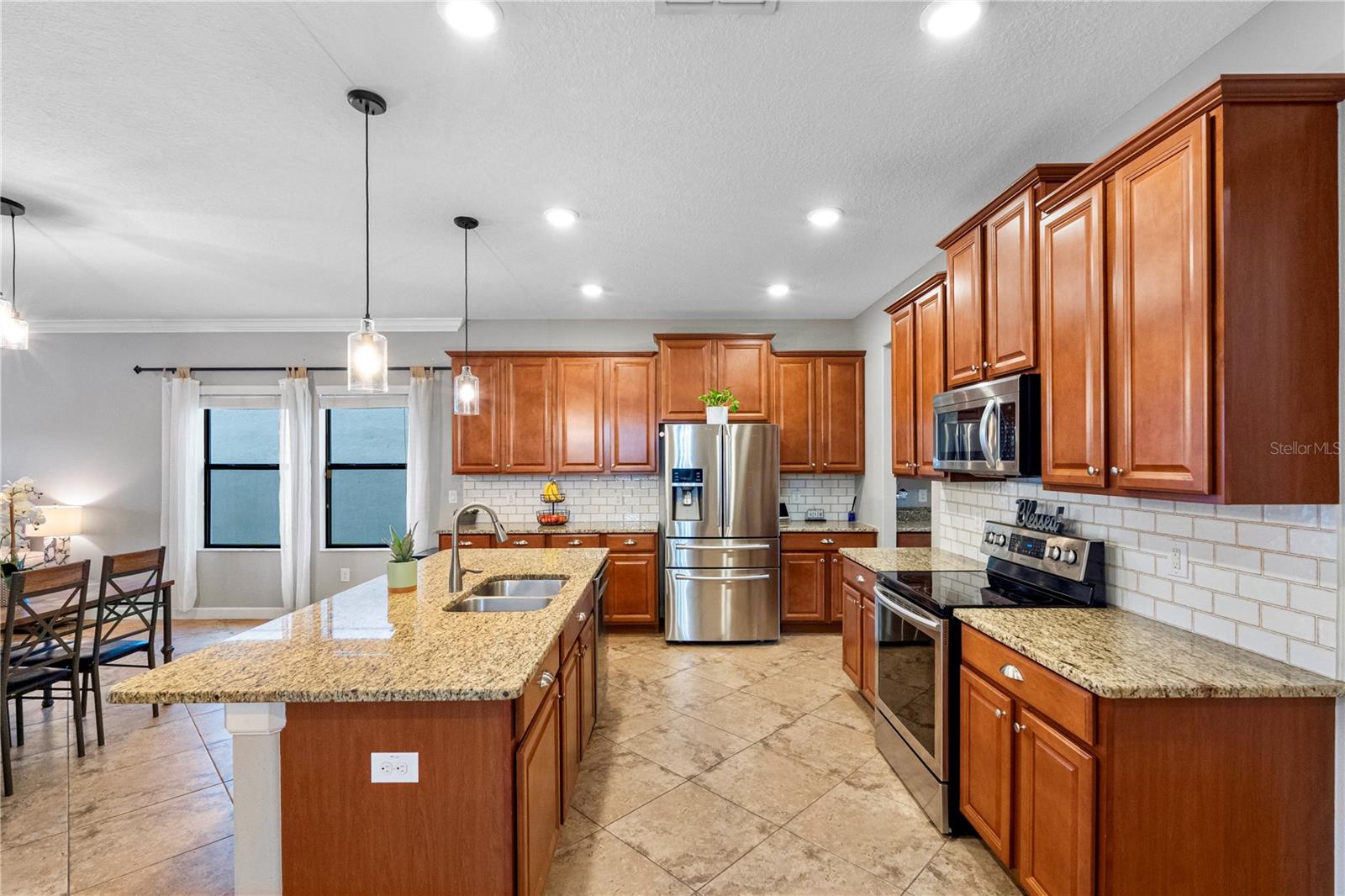 19343 PADDOCK VIEW DR
