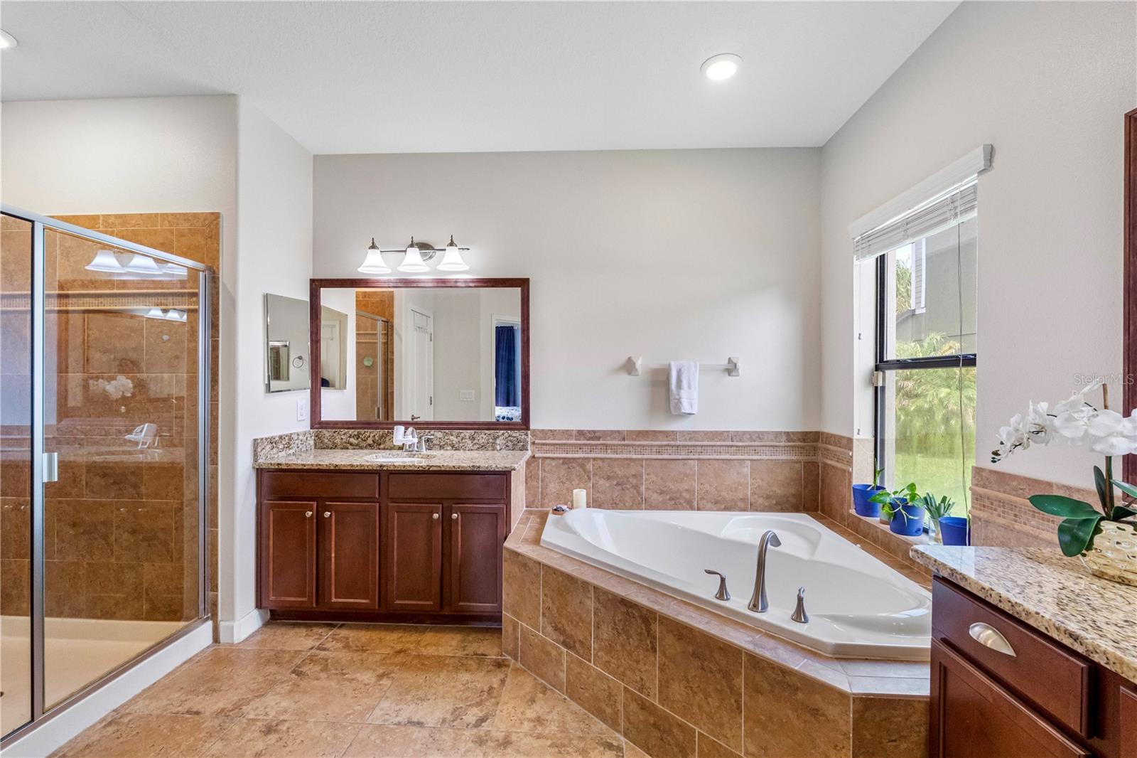 19343 PADDOCK VIEW DR