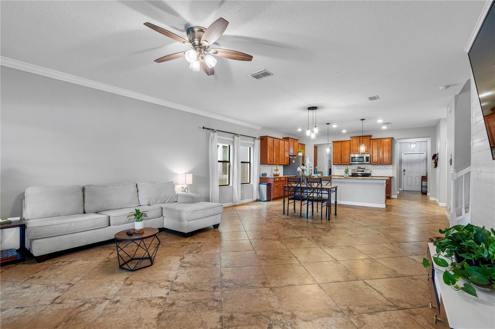 19343 PADDOCK VIEW DR