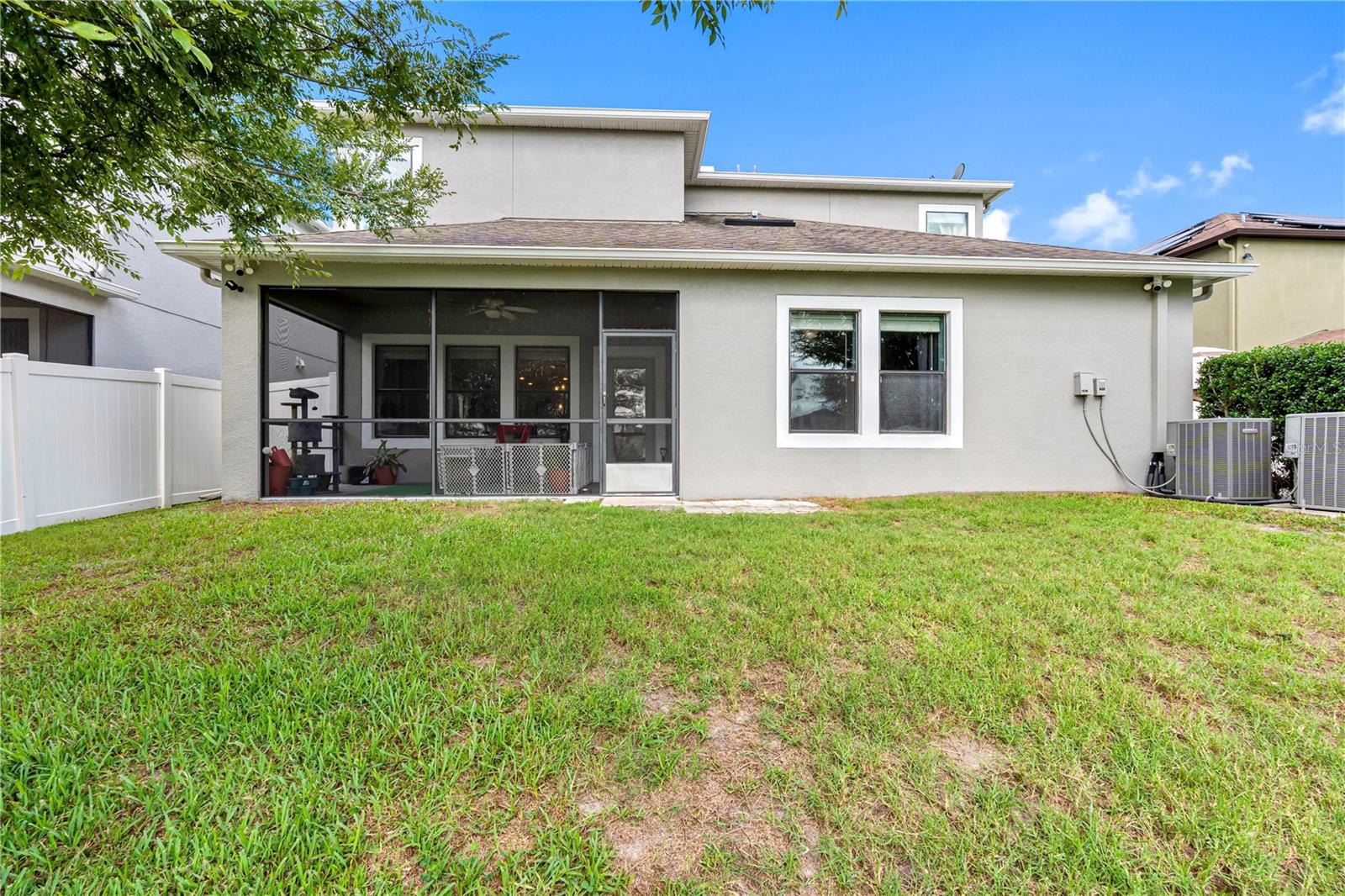 19343 PADDOCK VIEW DR