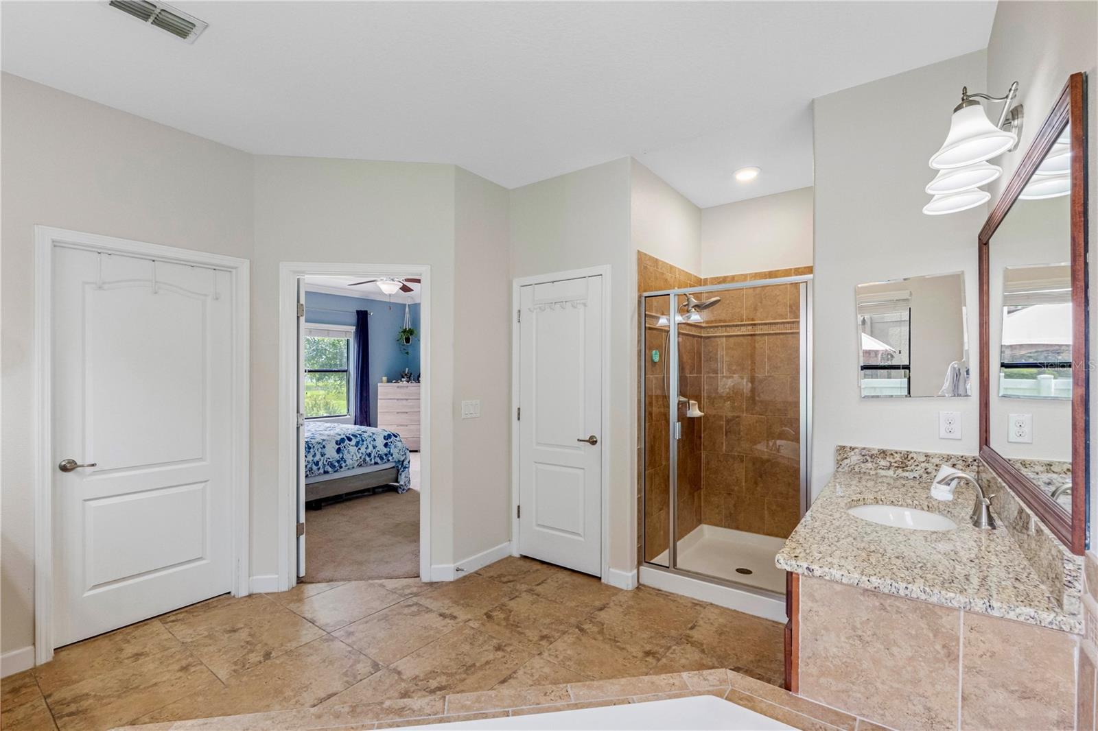 19343 PADDOCK VIEW DR