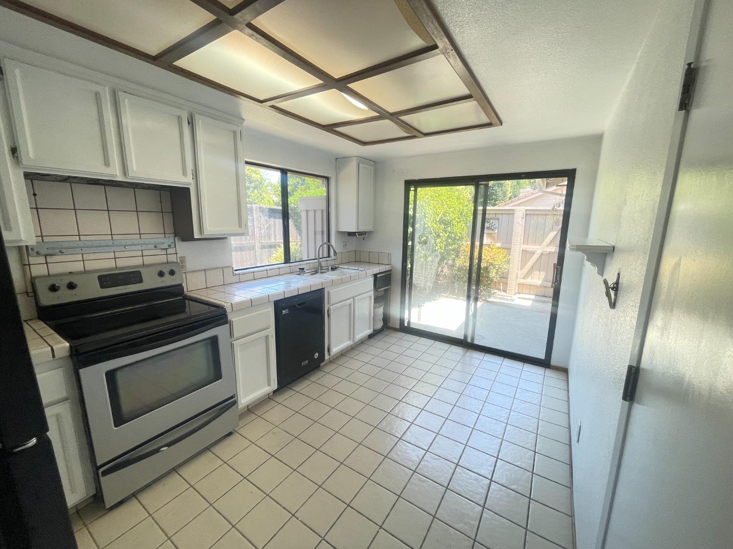 8153 Rose Vine Lane