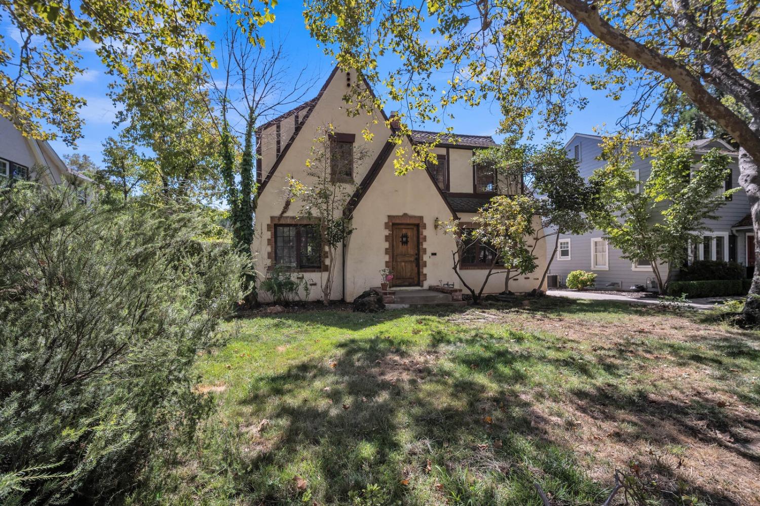 3720 Mckinley Boulevard