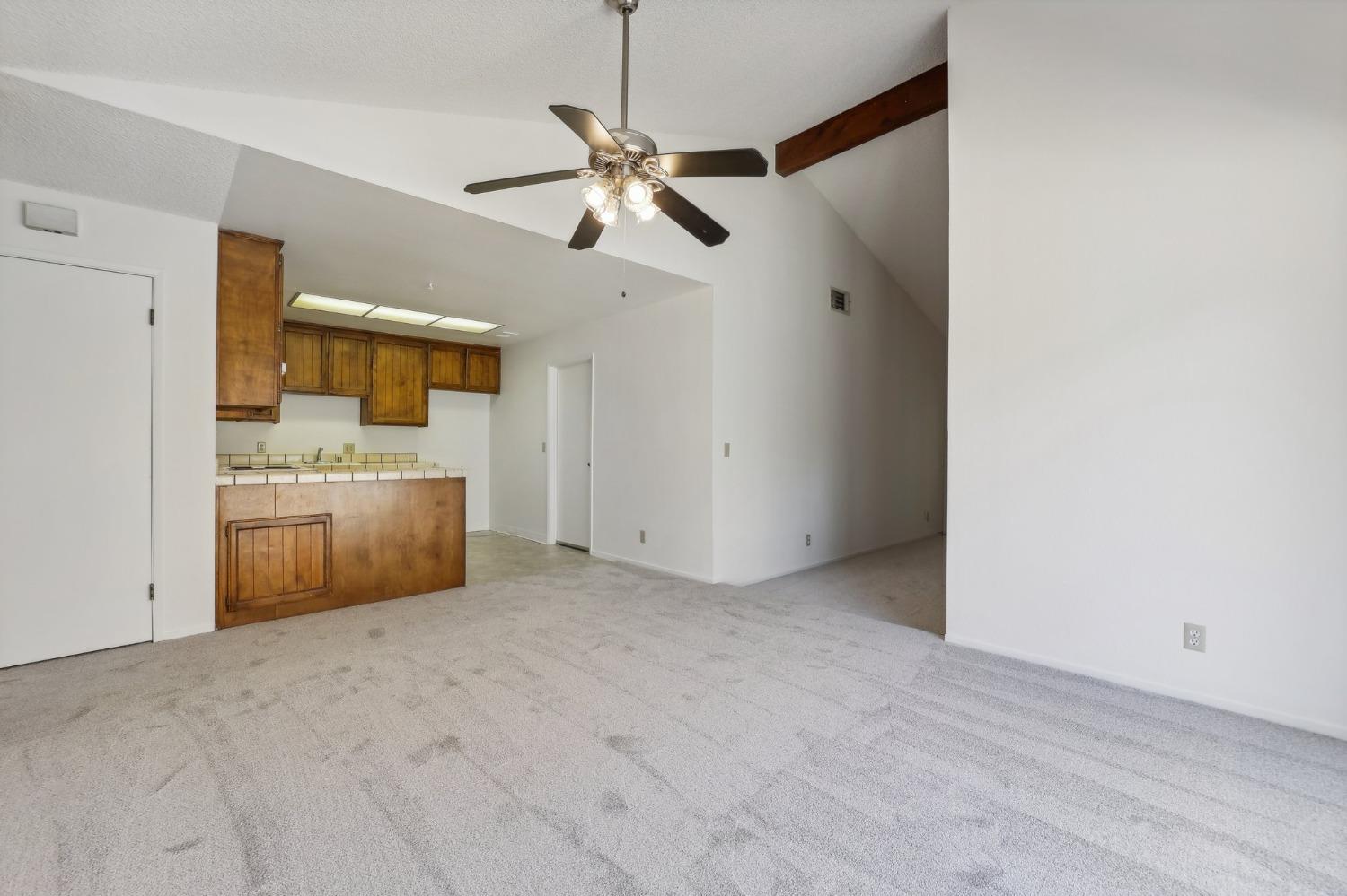 6870 Folsom Oaks Court