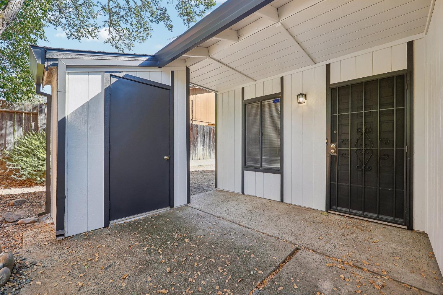 6870 Folsom Oaks Court