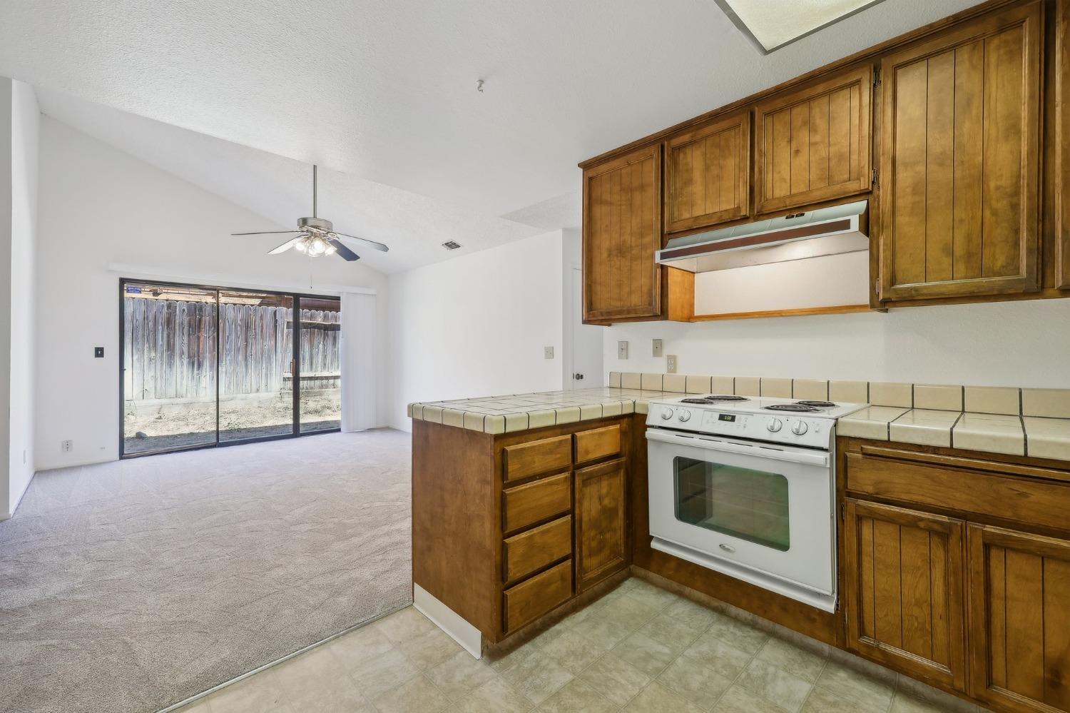 6870 Folsom Oaks Court