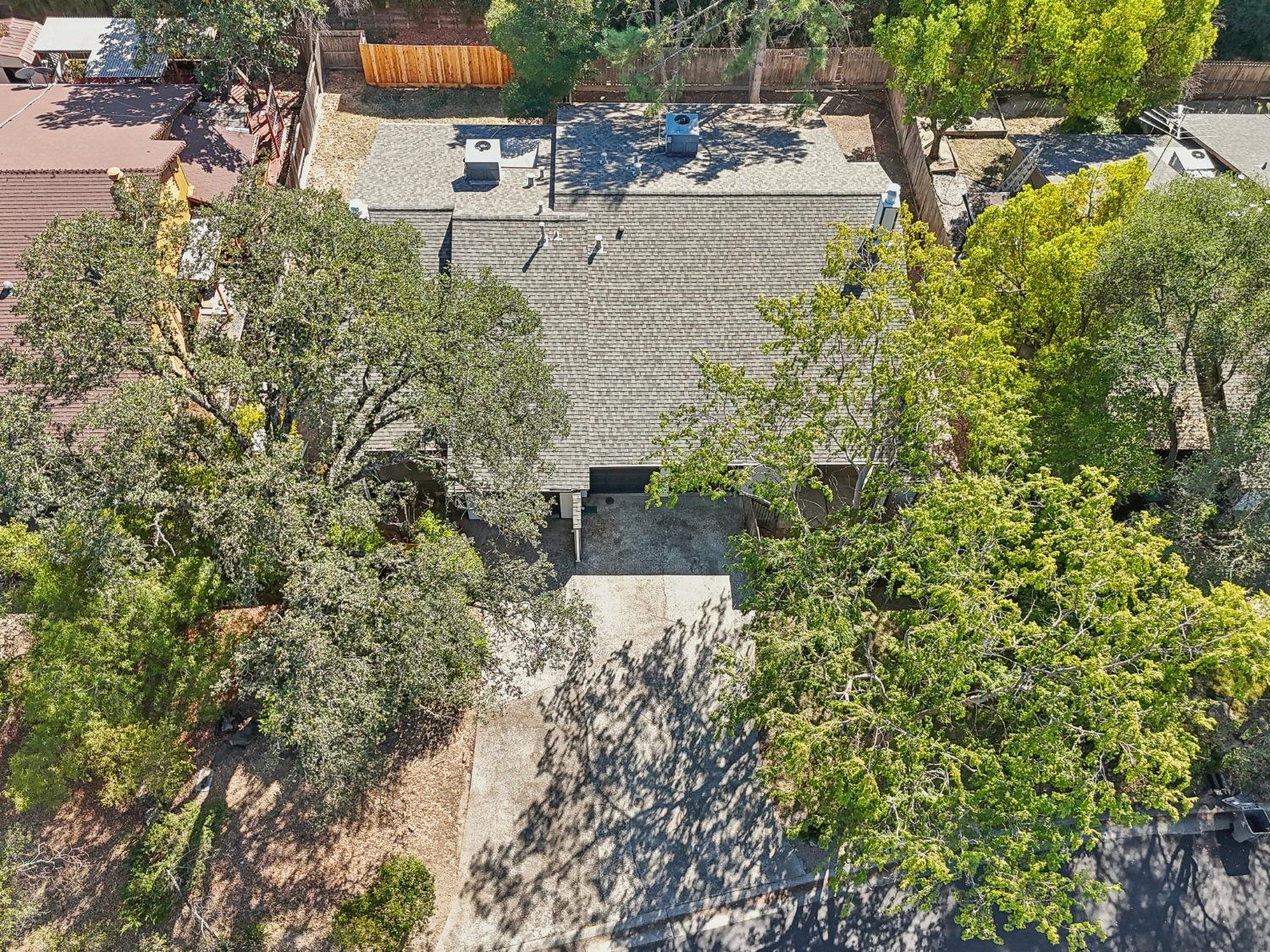 6870 Folsom Oaks Court