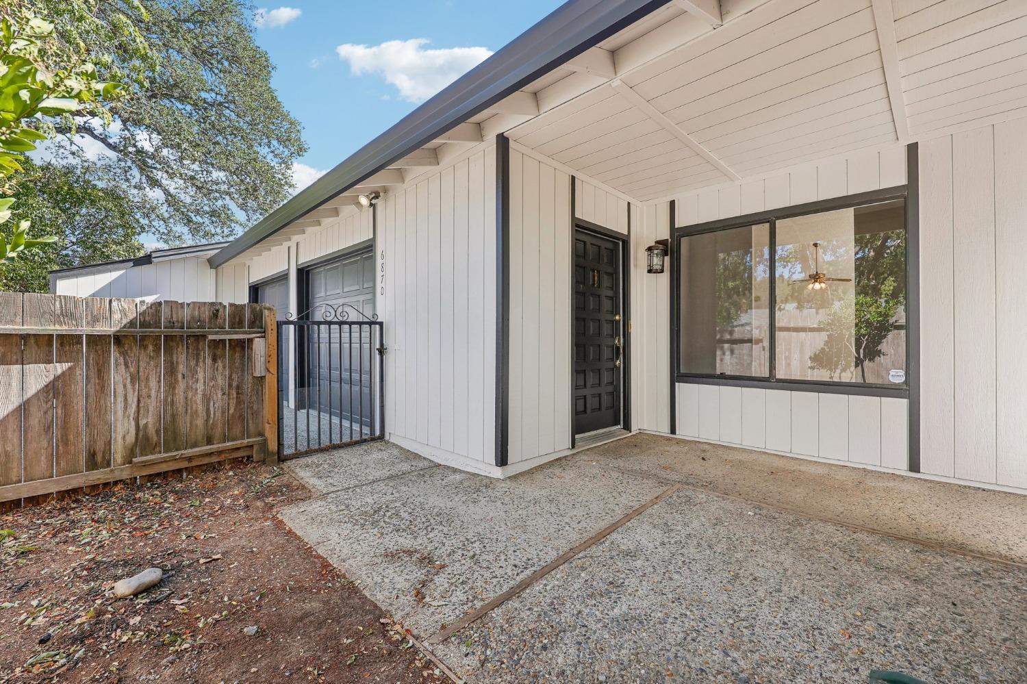 6870 Folsom Oaks Court