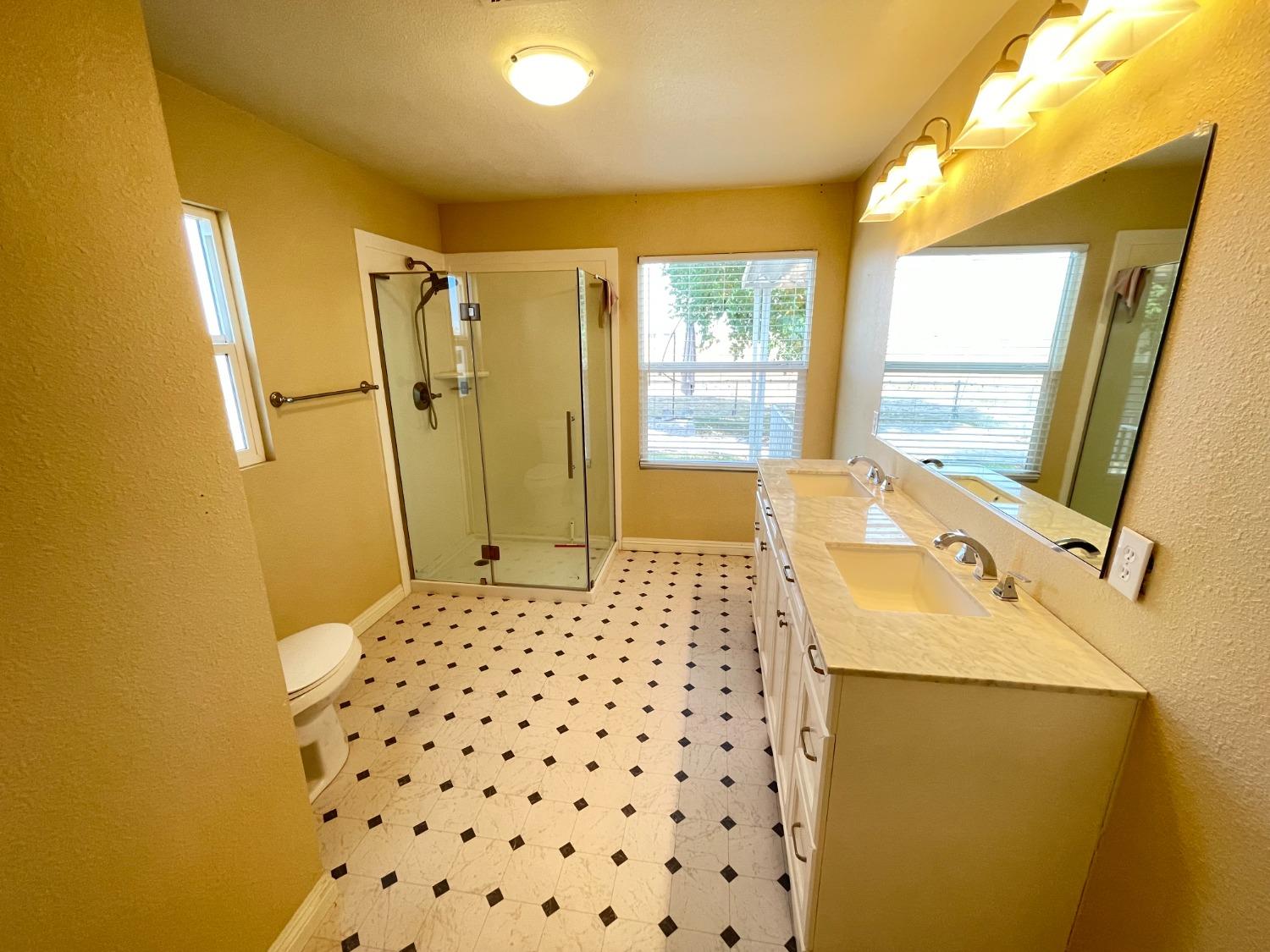 4096 Sycamore Lane