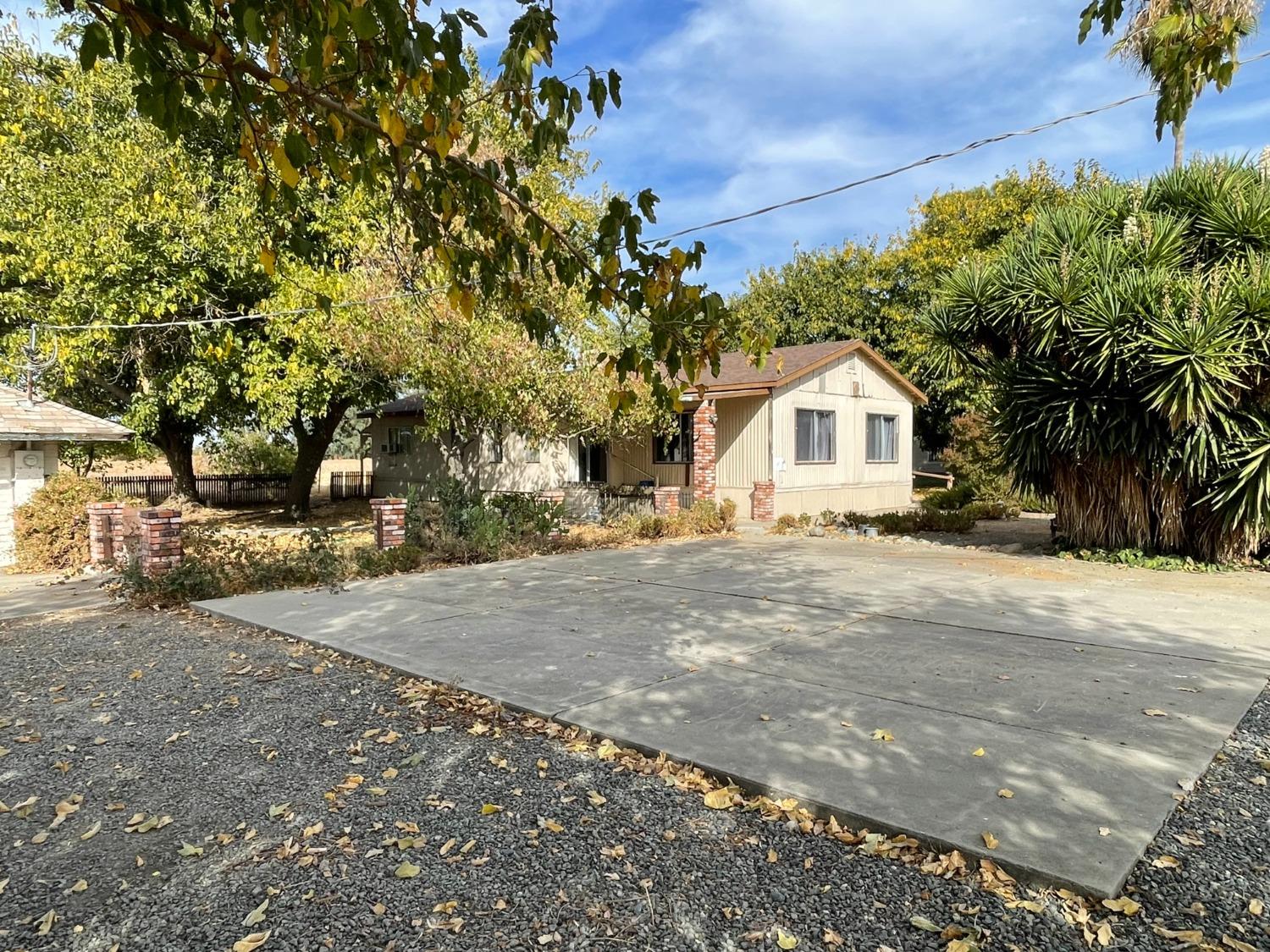 4096 Sycamore Lane