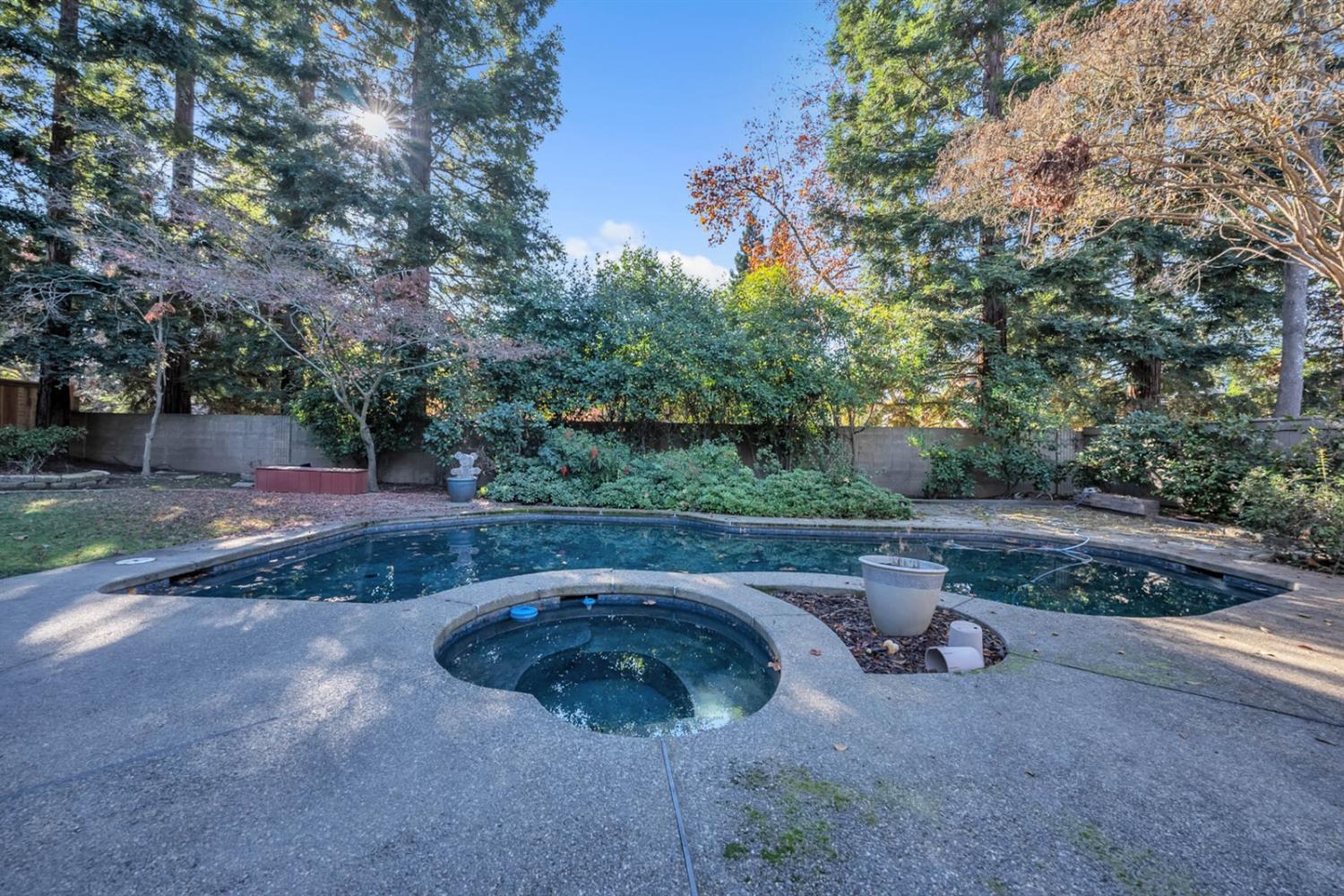 11319 Mother Lode Circle