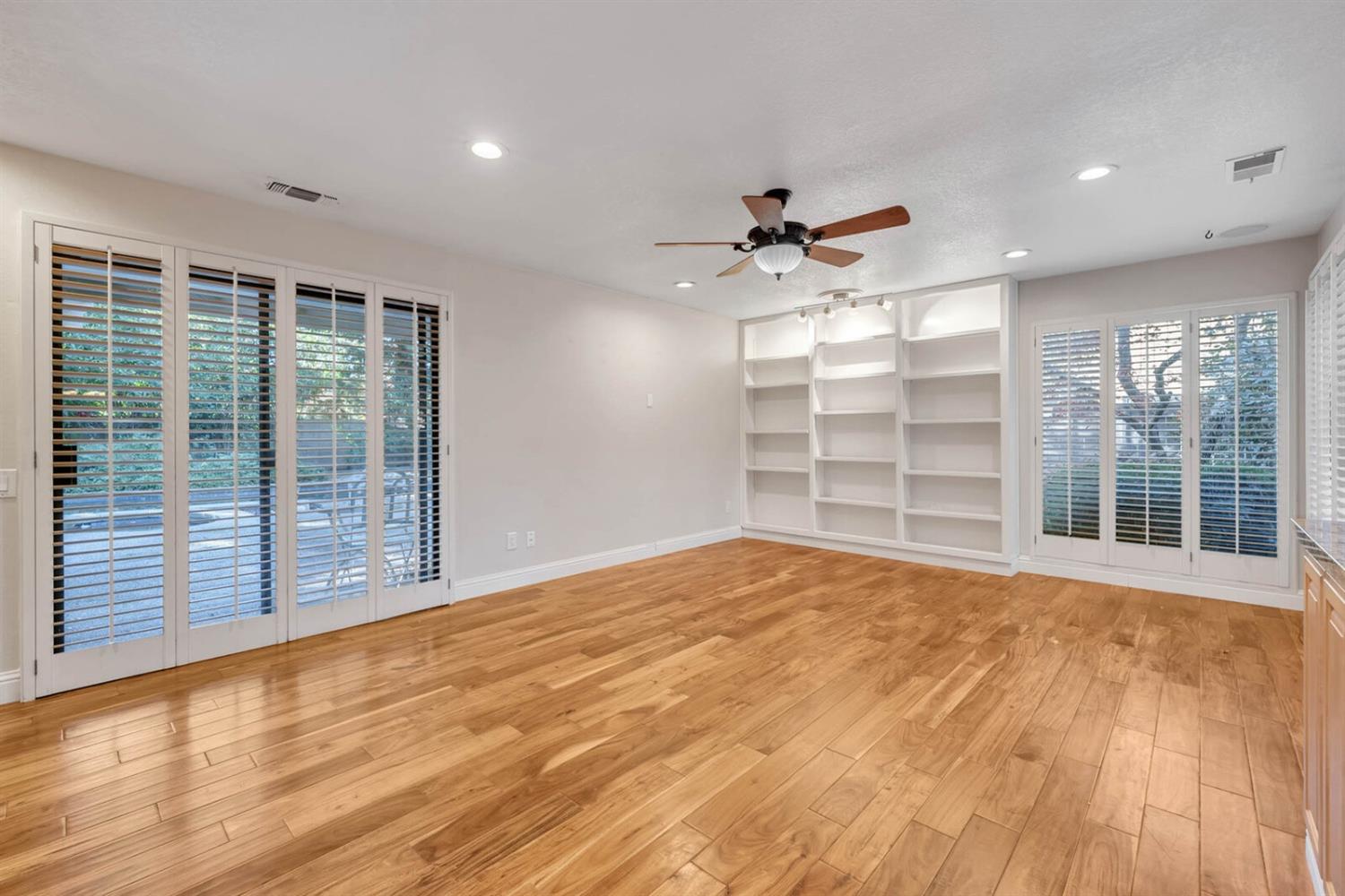 11319 Mother Lode Circle