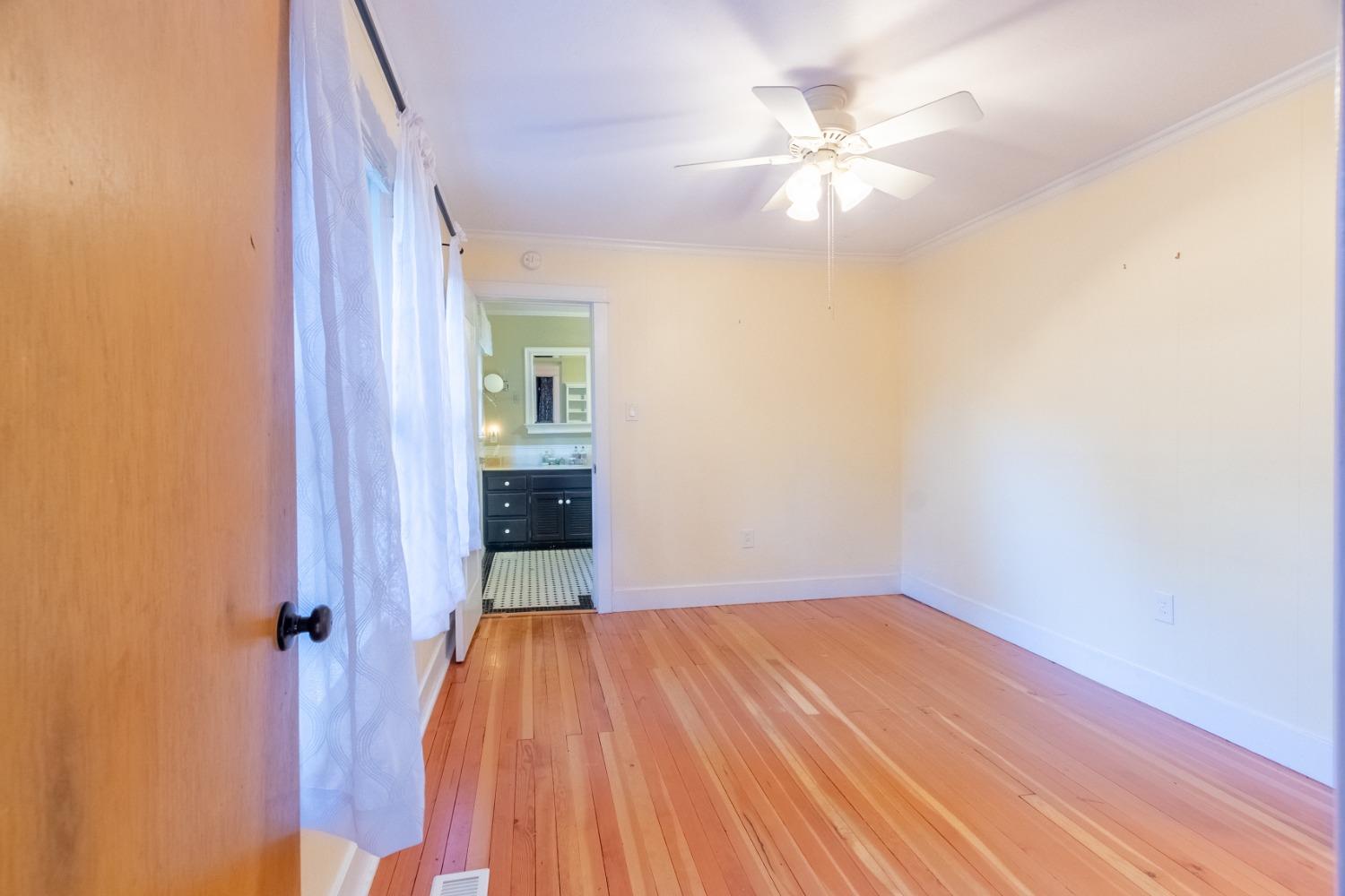 129 E Empire Street