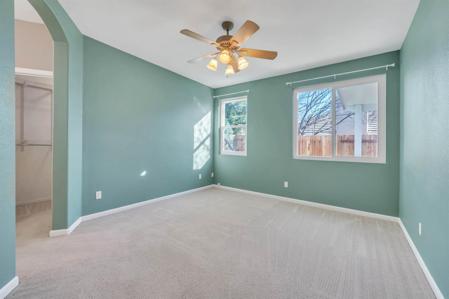 1960 Larkflower Way