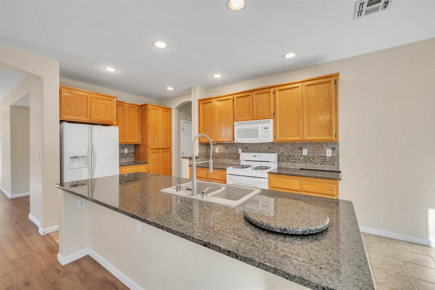 1960 Larkflower Way