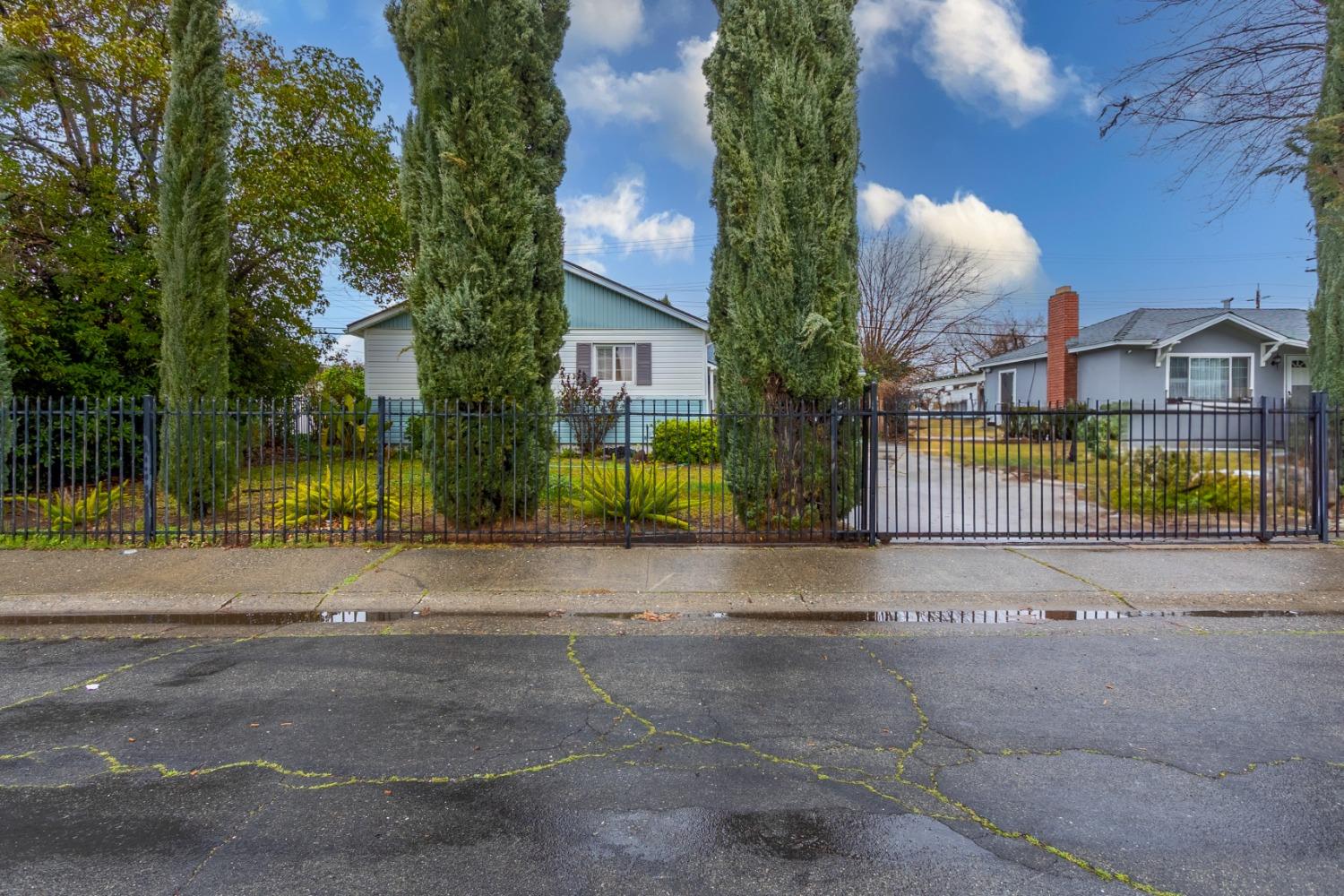 1801 Ferran Avenue