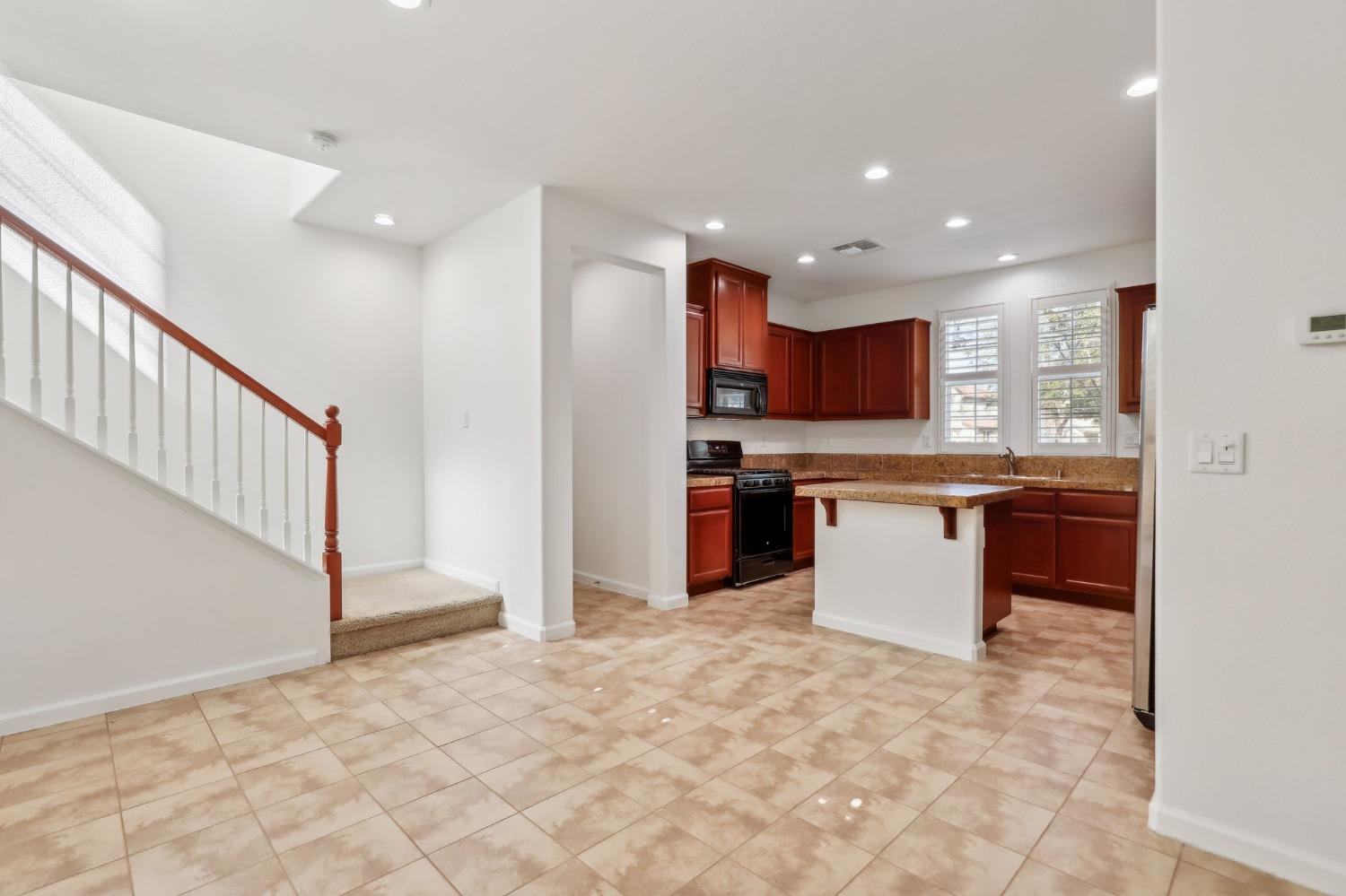 570 Wapello Circle