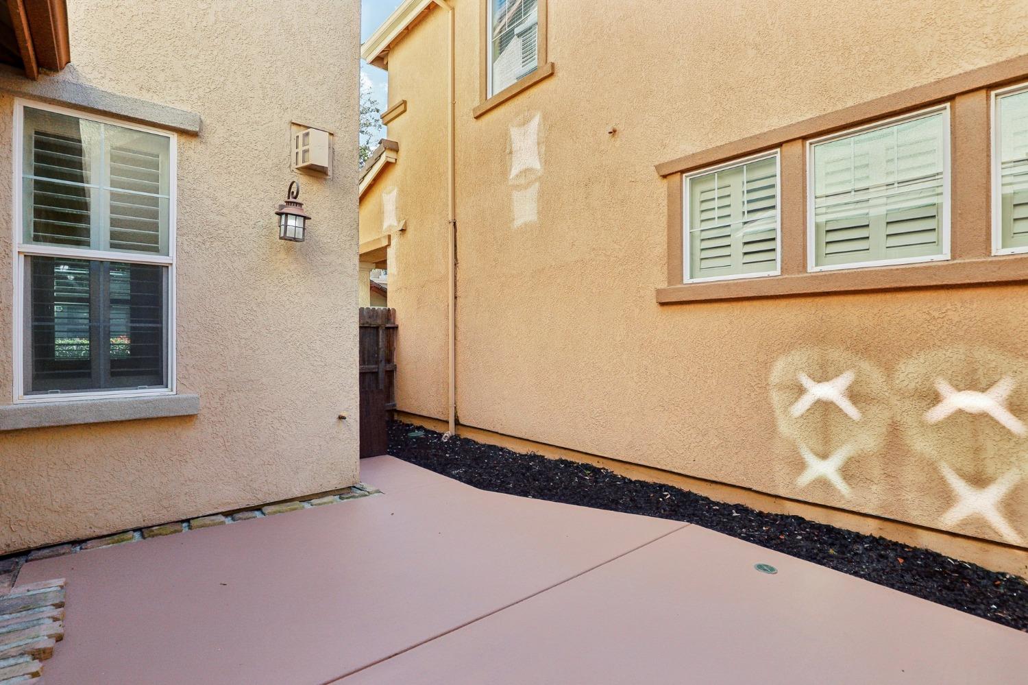 570 Wapello Circle