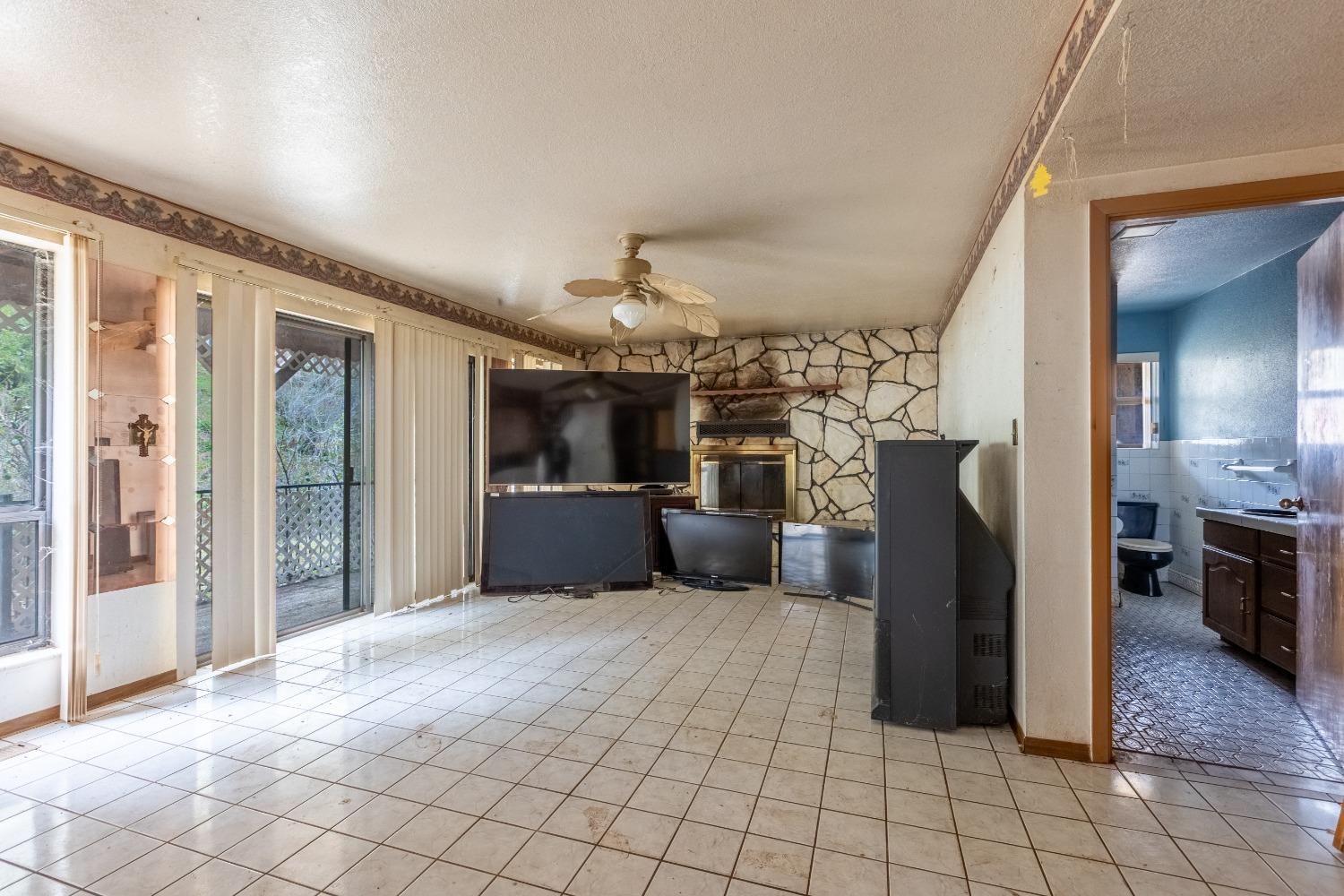 19570 Tiger Tail Road