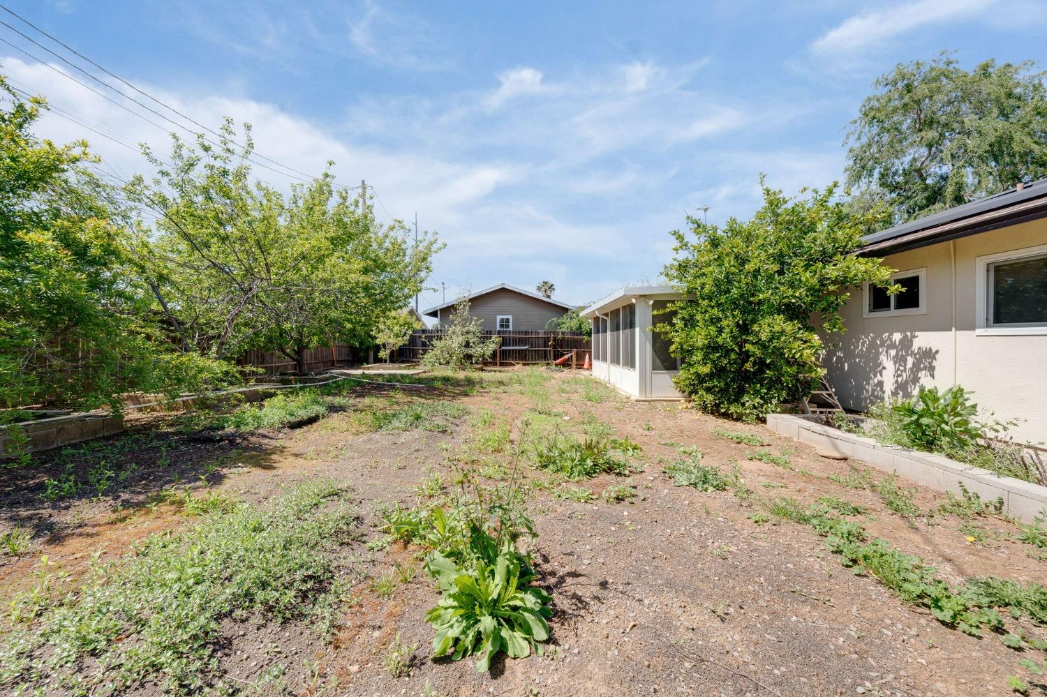 1461 4th Street