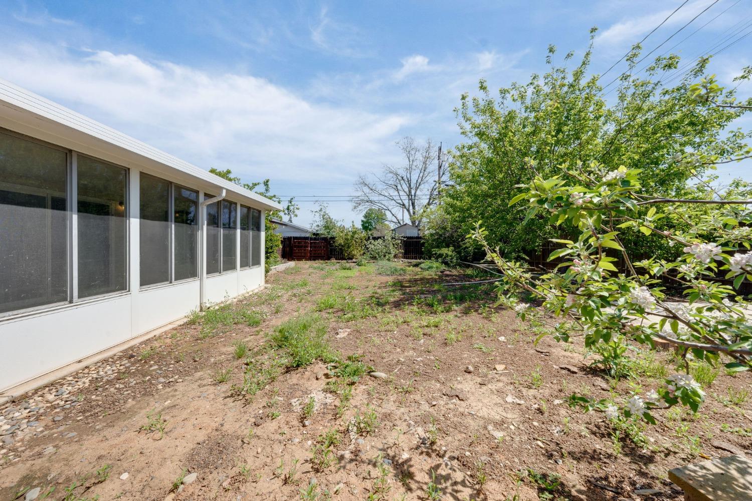 1461 4th Street